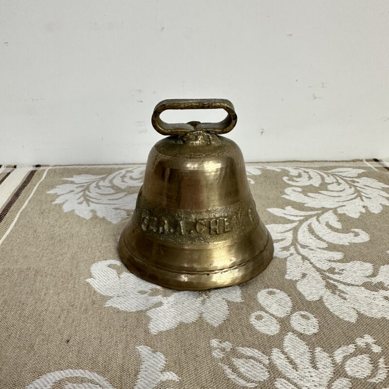 Petite cloche en laiton ancienne