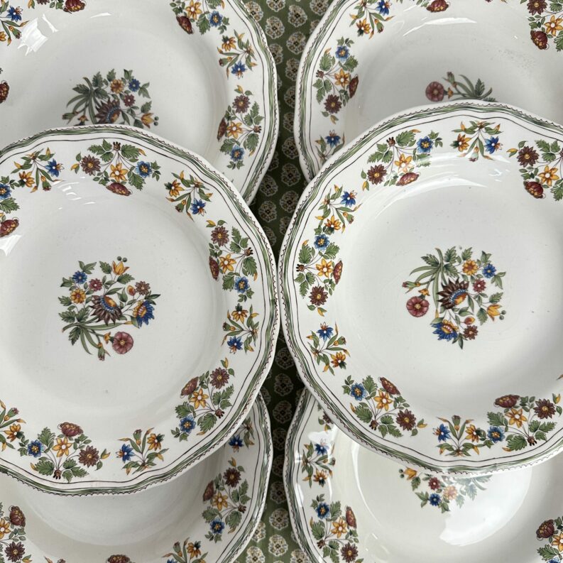 6 assiettes creuses Gien Moustiers Olerys