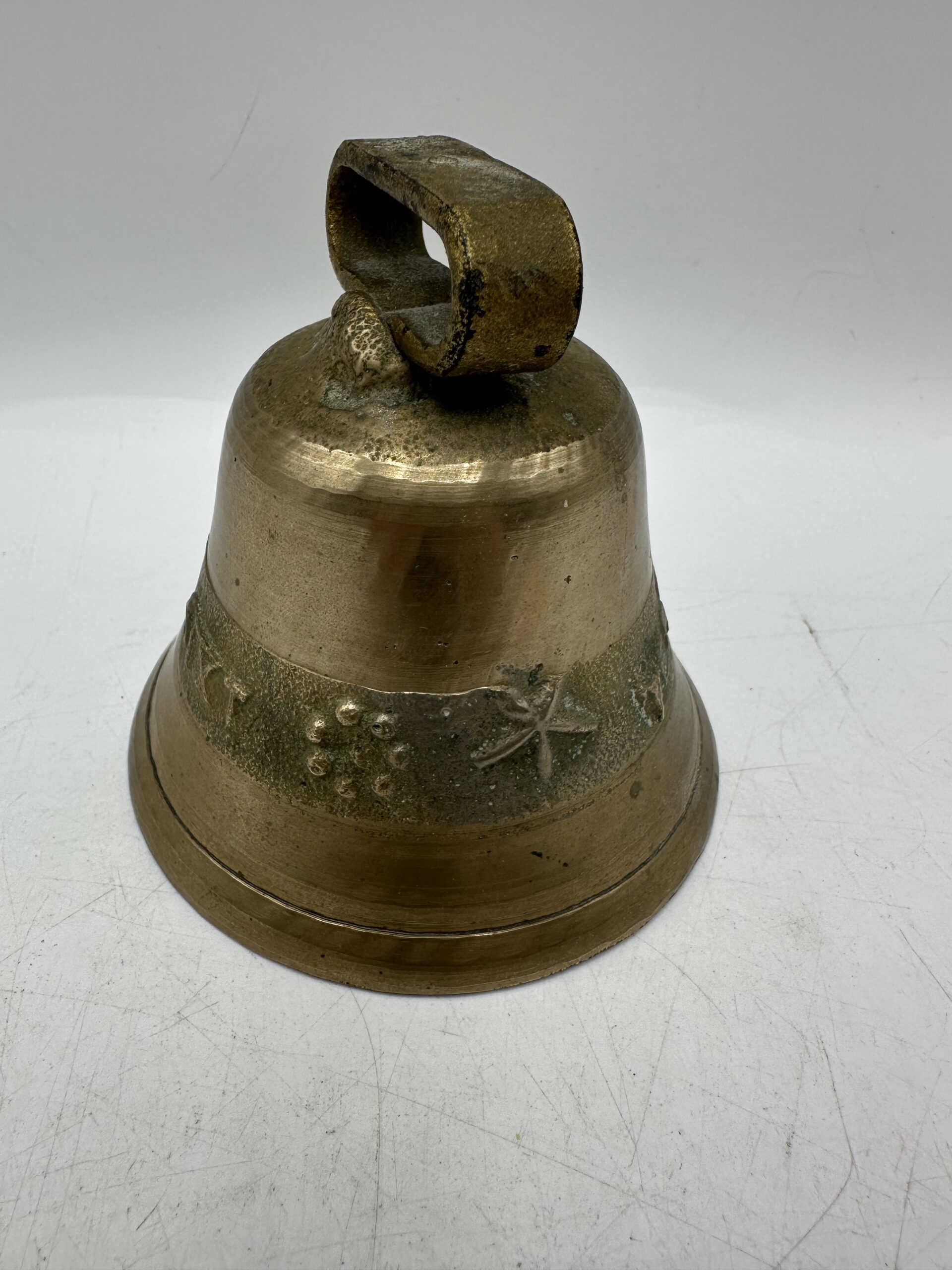 Petite cloche en laiton ancienne – Image 5