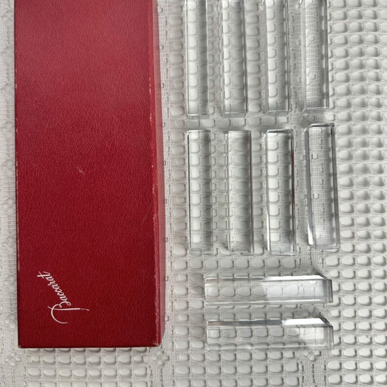 10 repose-couteaux en cristal Baccarat
