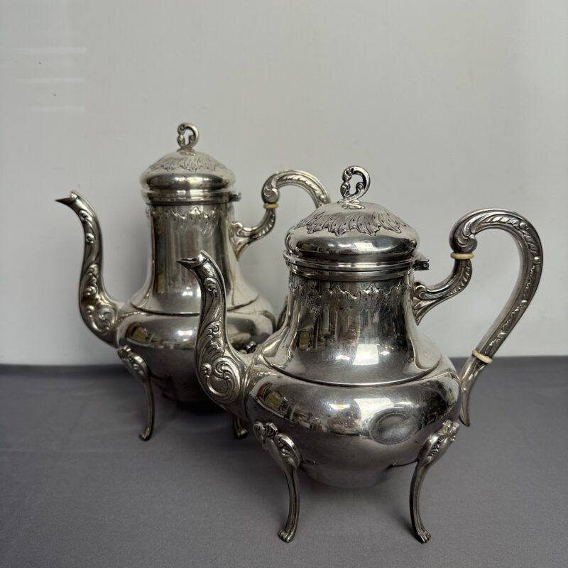 Duo théières anciennes métal argenté