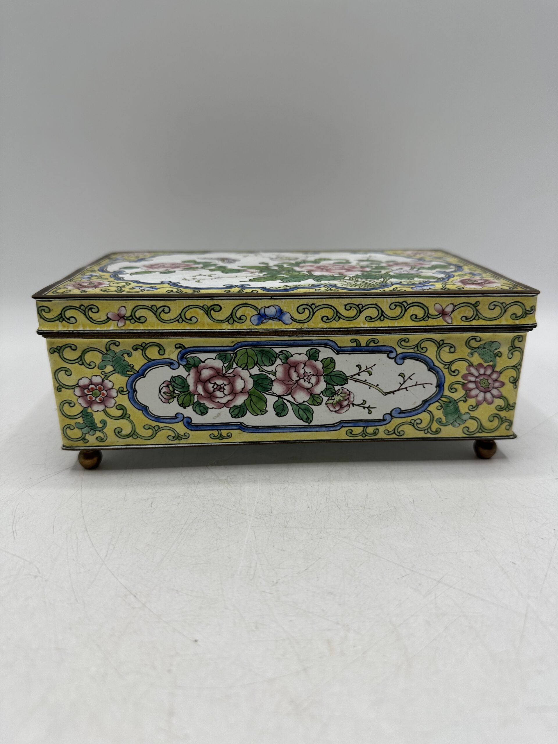 Boite émaillée style chinois – Image 2