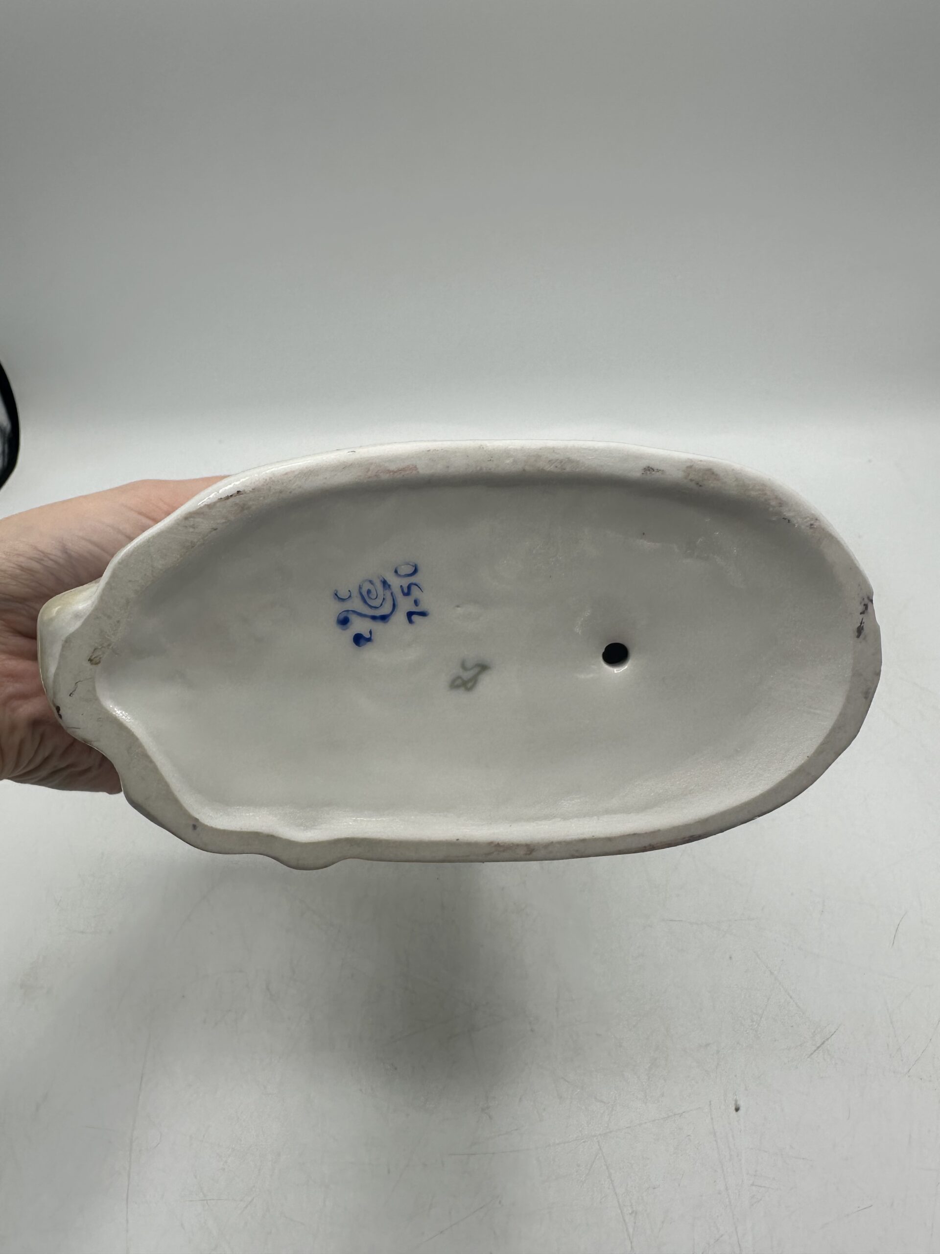 Ancienne figurine en porcelaine traditionnelle – Image 9