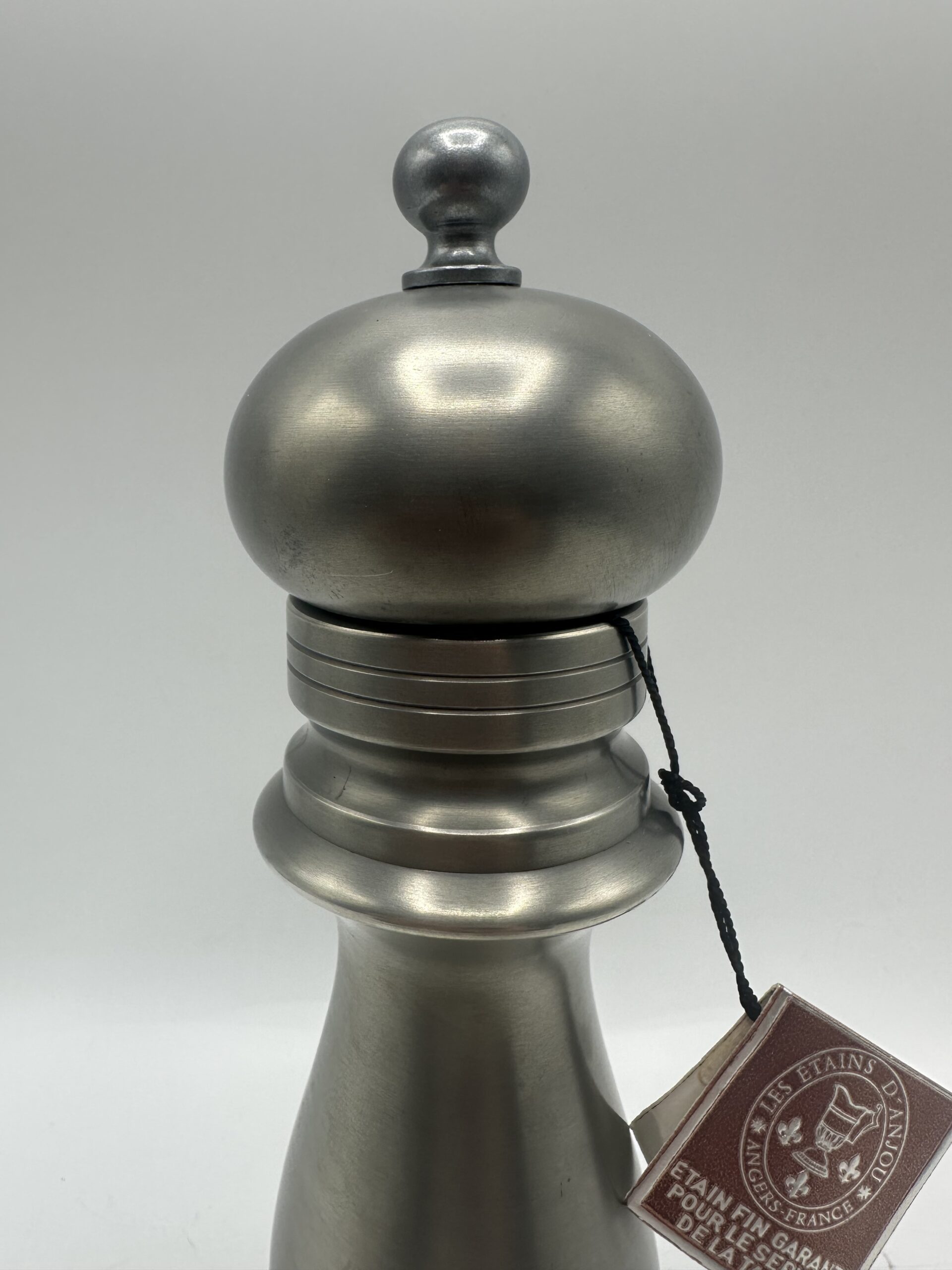 Poivrier vintage Les Etains d'Anjou – Image 5