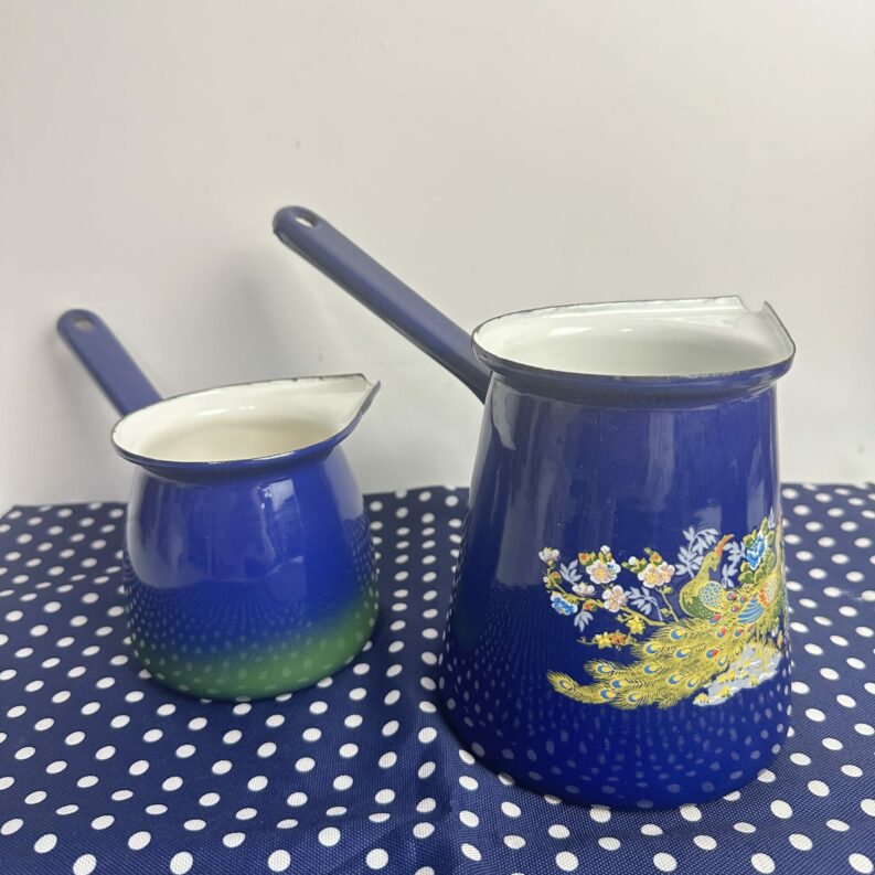 Duo de verseuse vintage métal émaillé