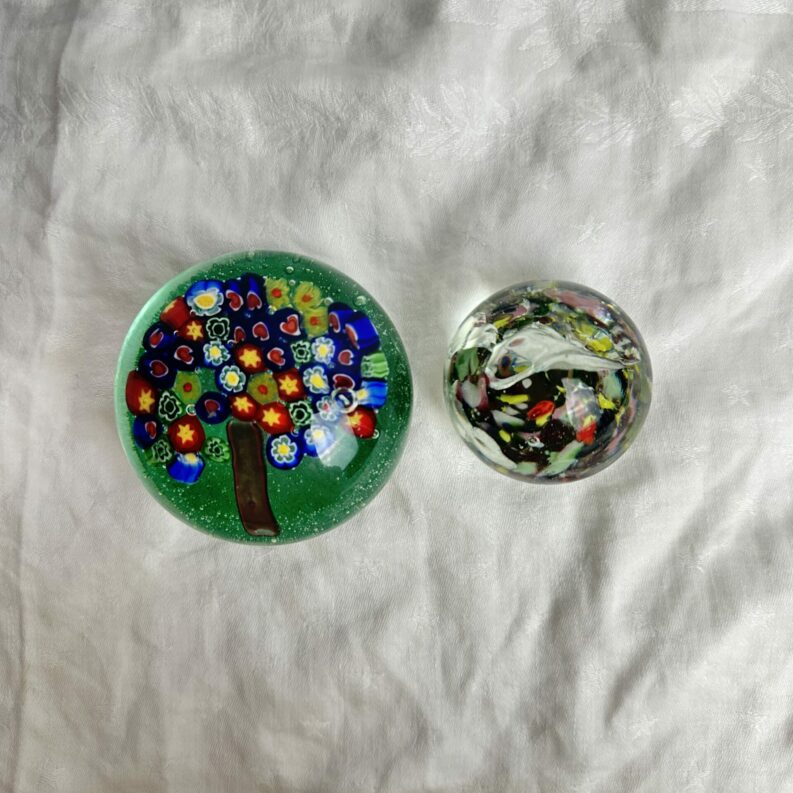 Lot de 2 presse papier en verre