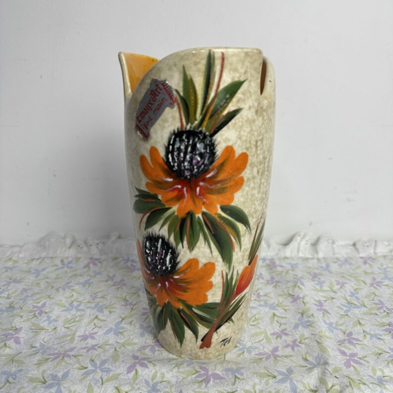 Vase céramique Vallauris signé Tess