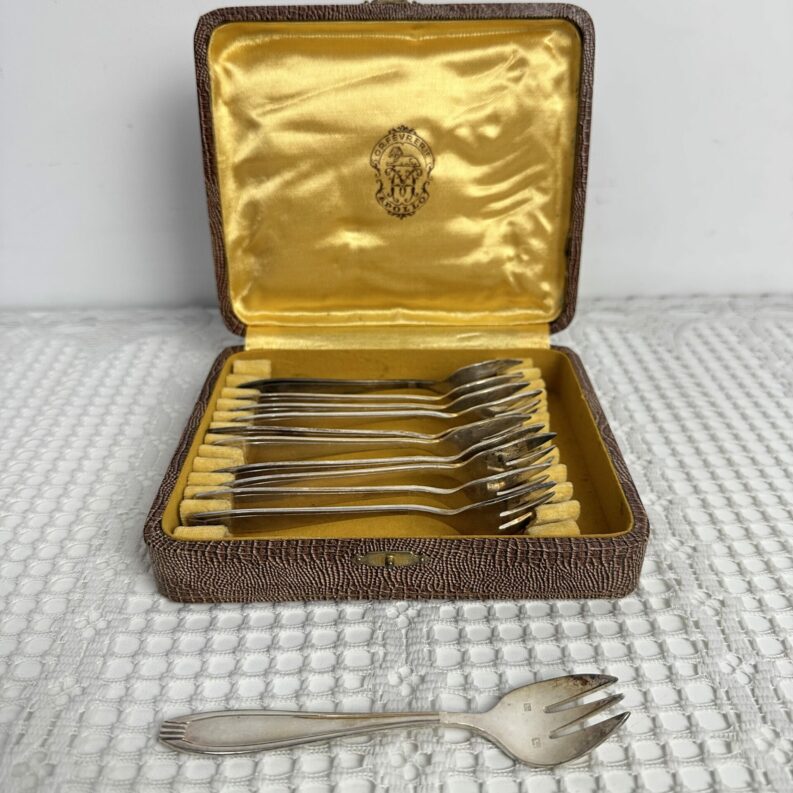12 fourchettes à huitres Orfèvrerie Apollo