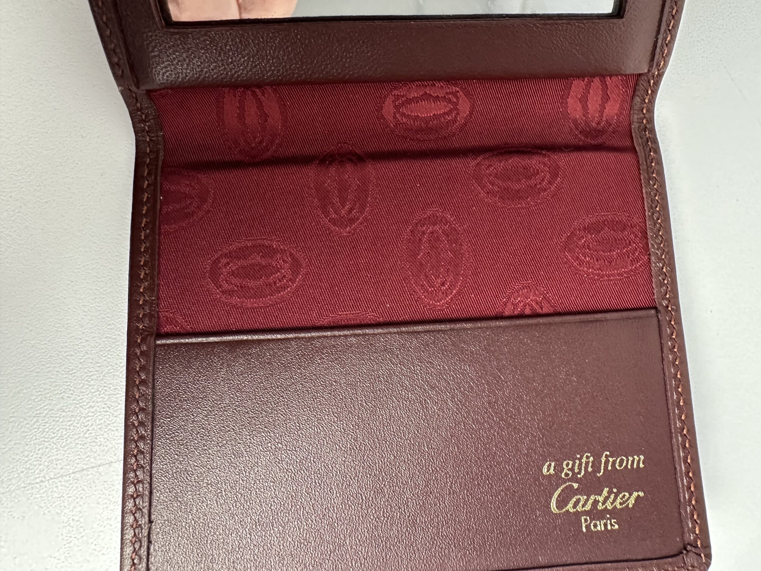 Miroir de poche en cuir Cartier vintage – Image 7