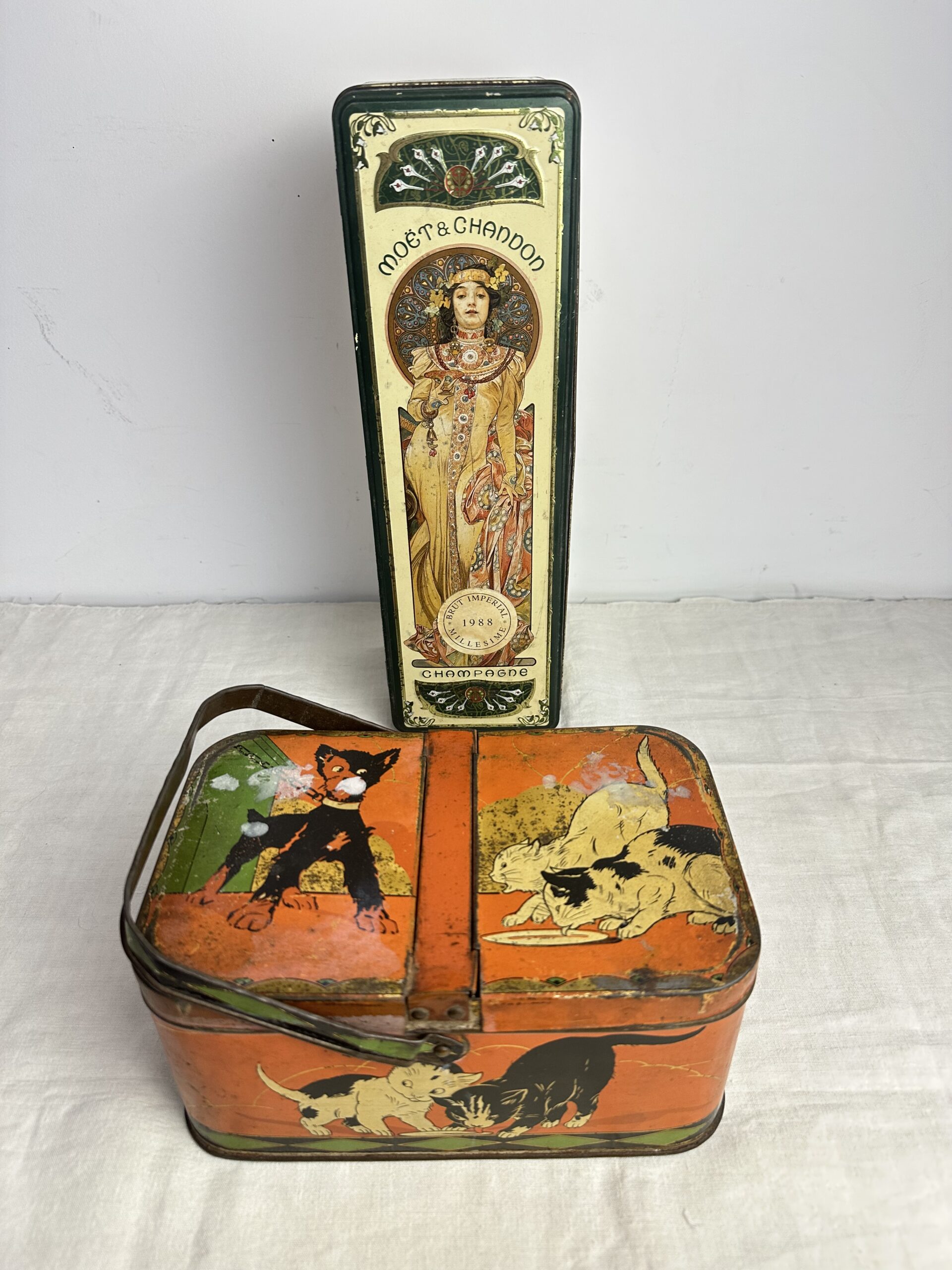 2 boites en métal vintage