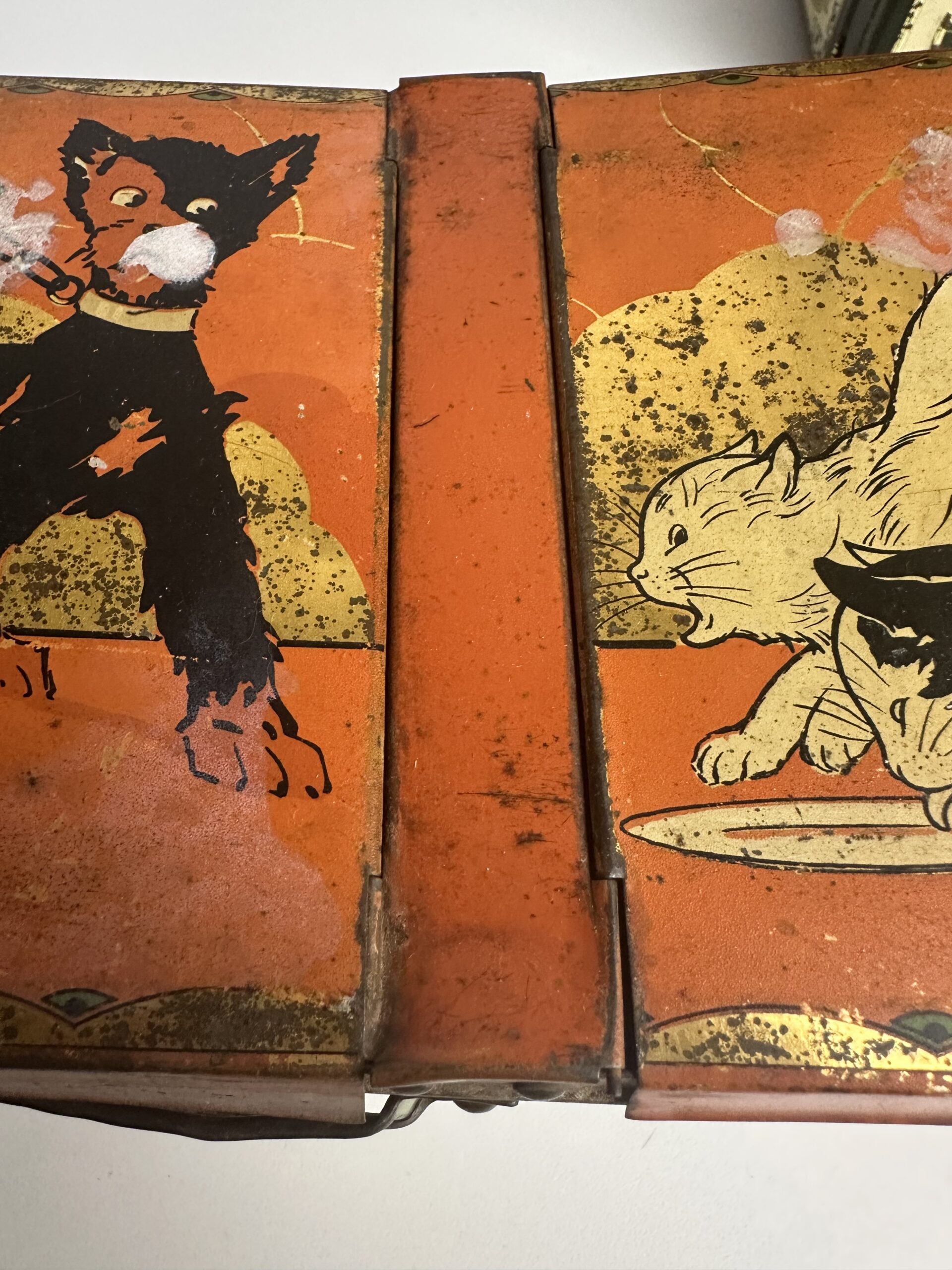 2 boites en métal vintage – Image 10