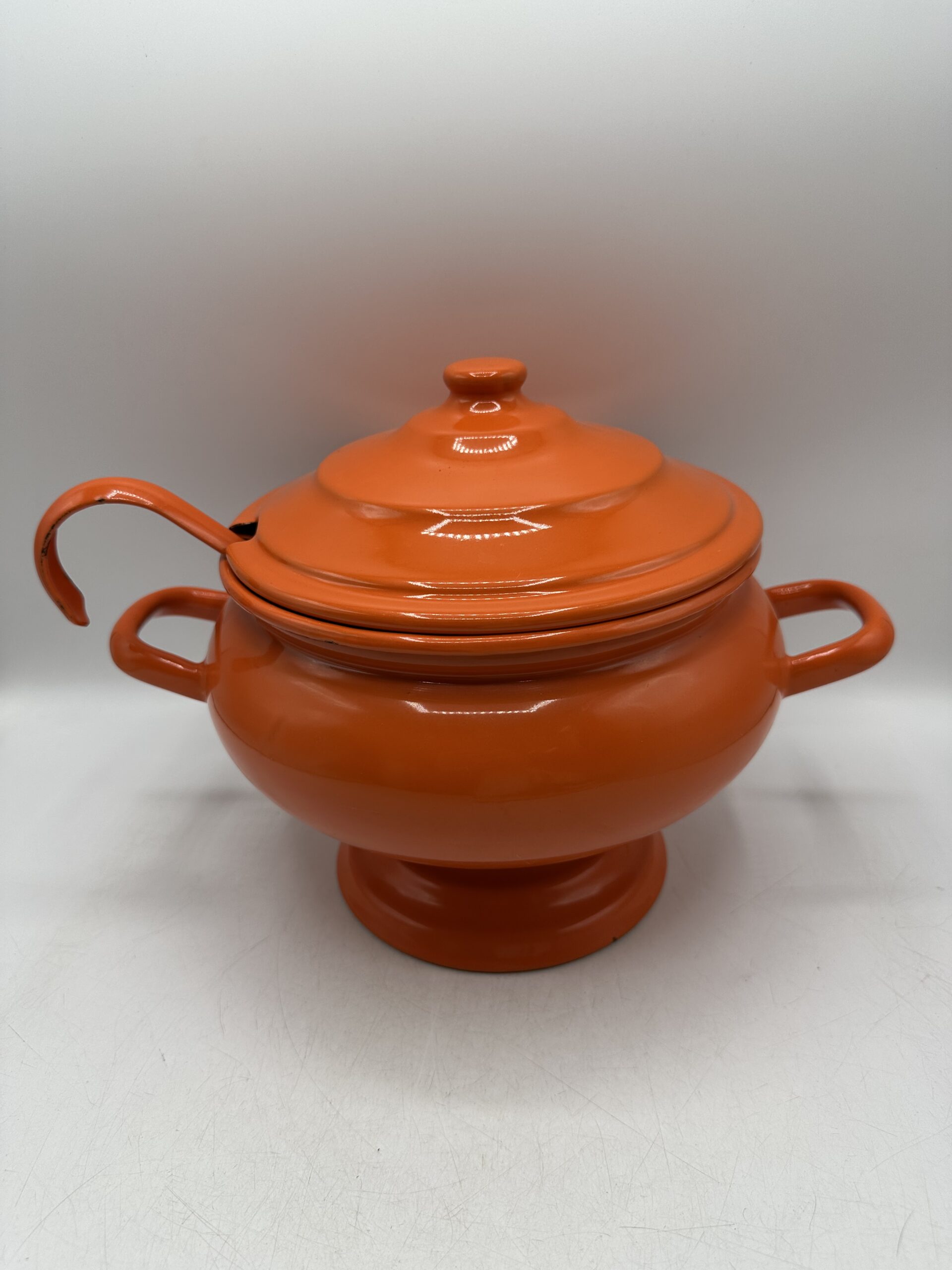 Soupière émaillée orange vintage – Image 2
