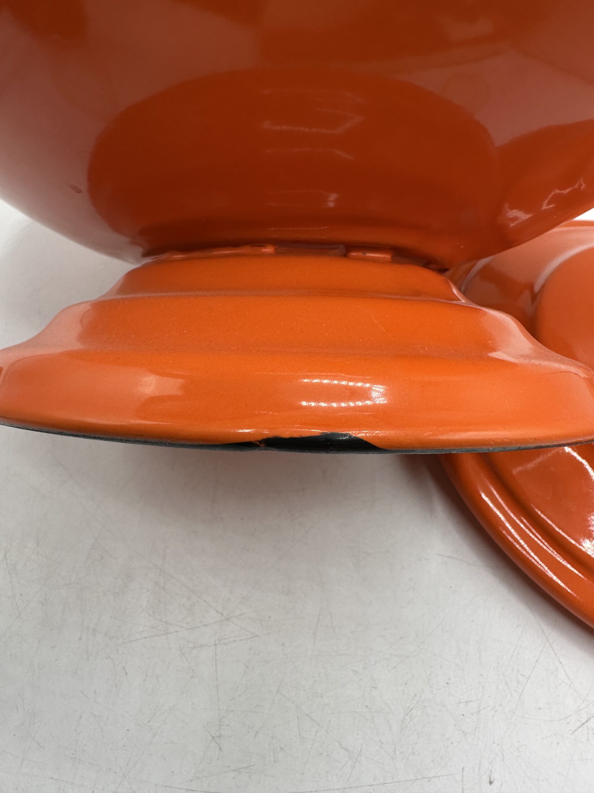 Soupière émaillée orange vintage – Image 11