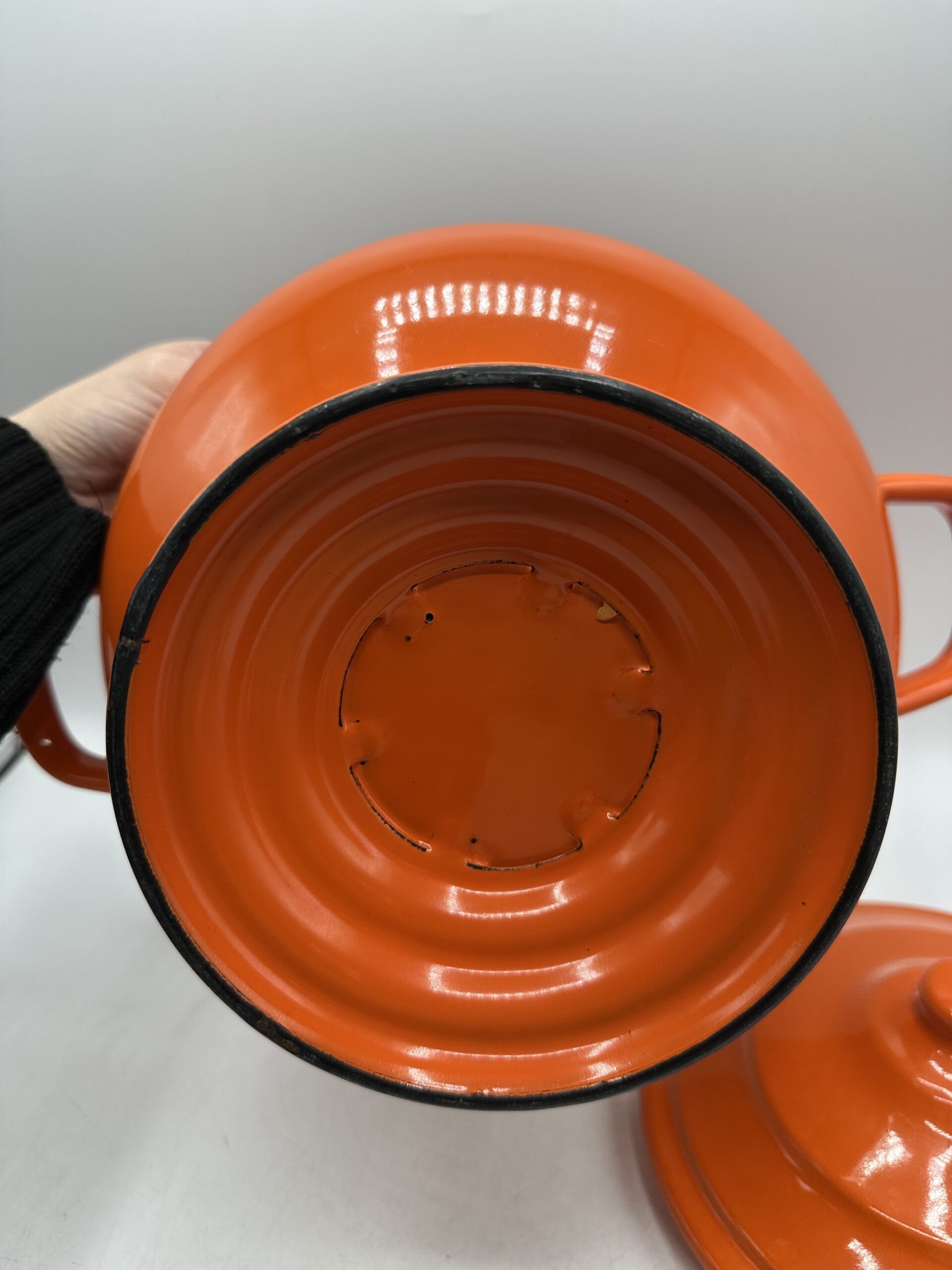 Soupière émaillée orange vintage – Image 12