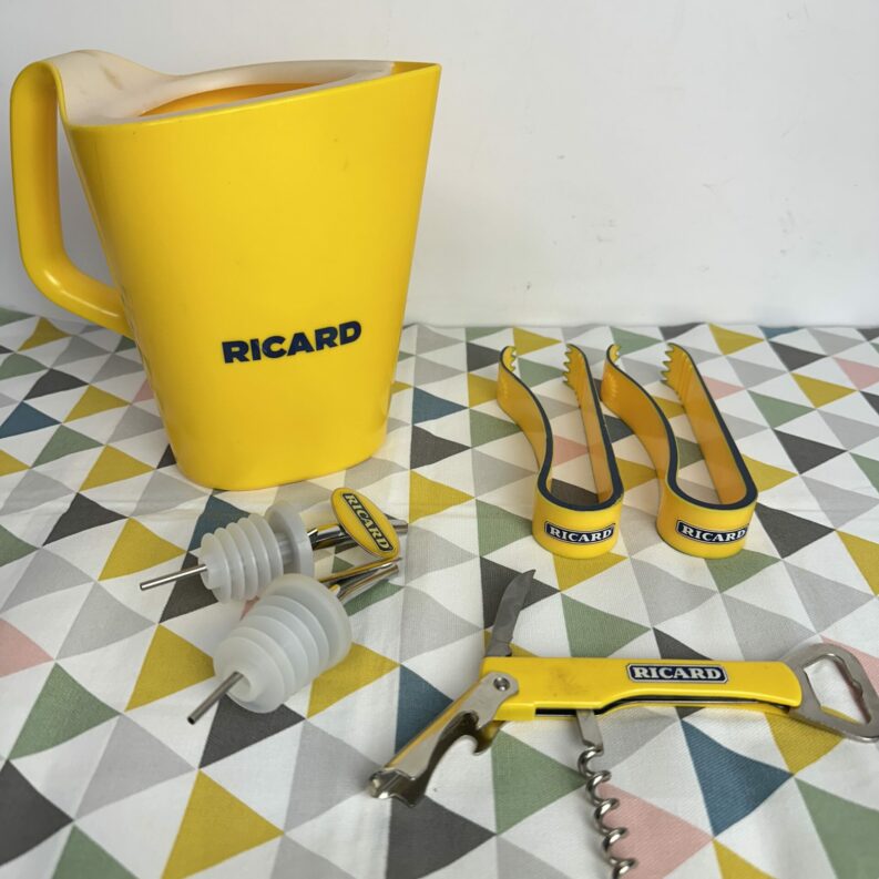 Ensemble d'accessoires Ricard vintage
