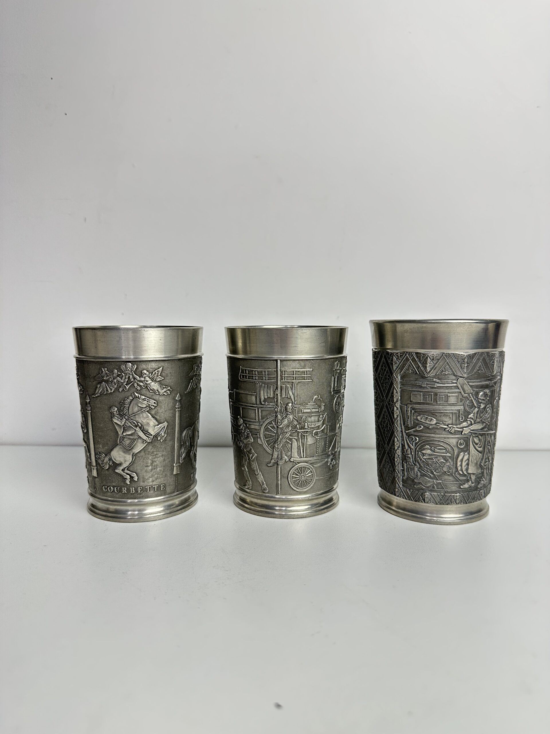 3 anciennes timbales en étain Roders Pewter Zinn – Image 2