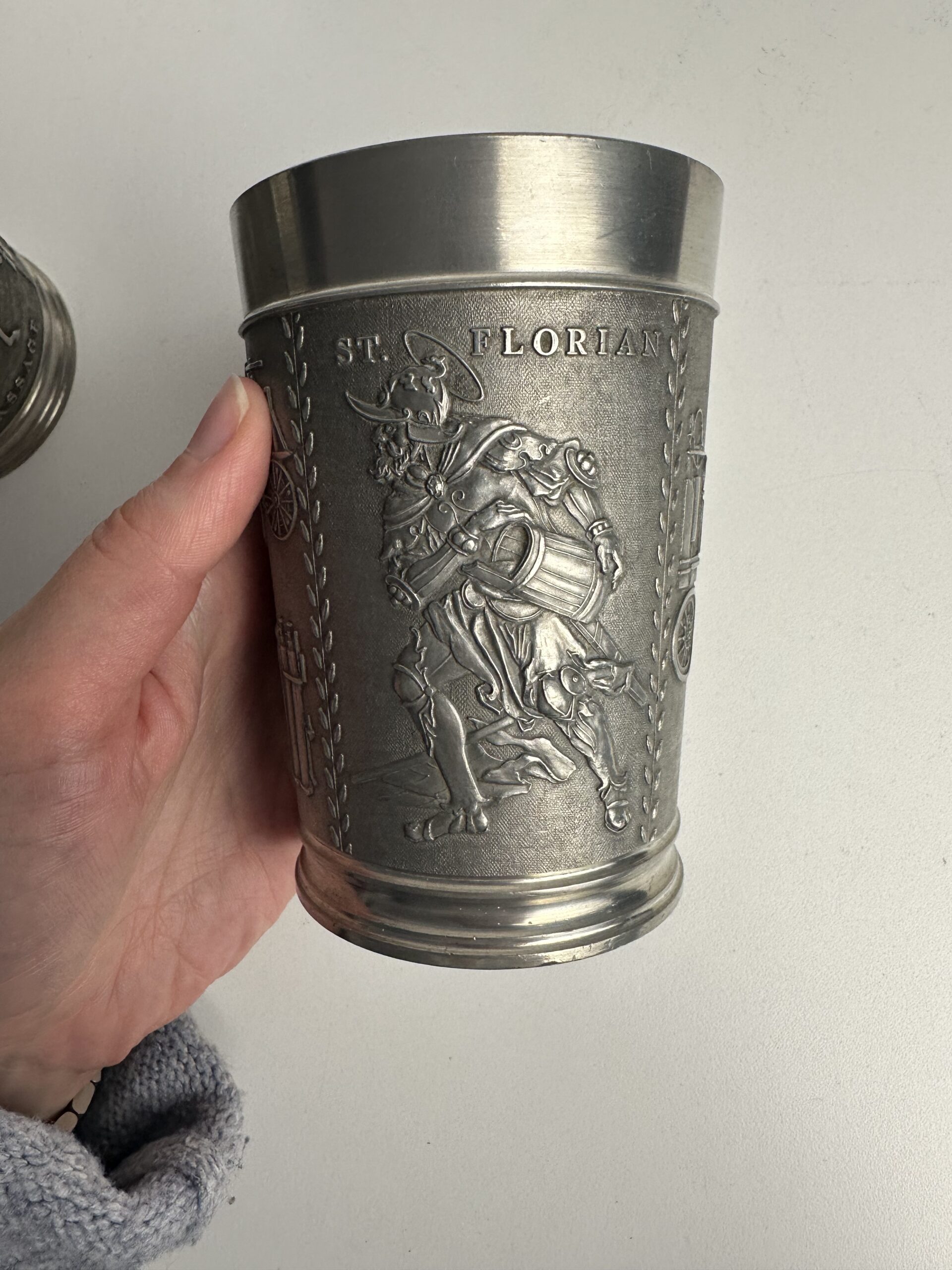 3 anciennes timbales en étain Roders Pewter Zinn – Image 10