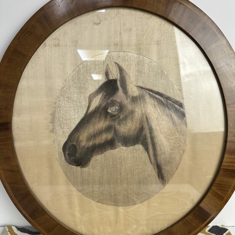 Ancien cadre broderie sur soie