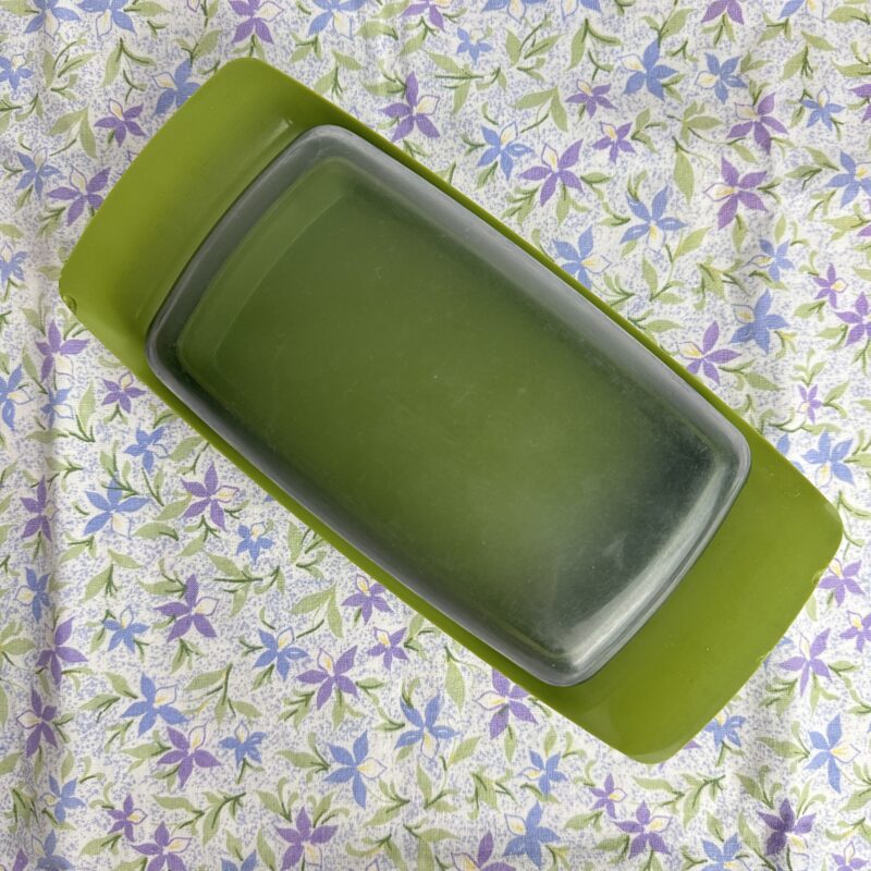 Beurrier rétro en plastique vert