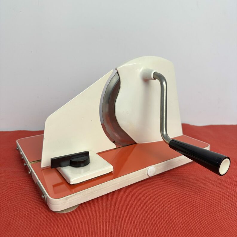 Trancheuse manuelle Teome vintage rouge