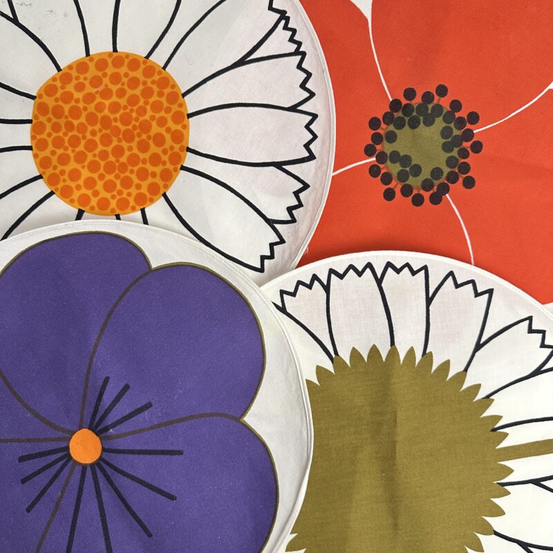 4 sets de table fleuri rétro