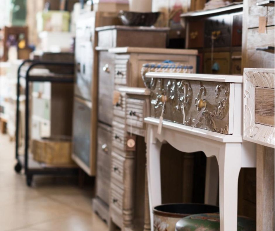 Meuble de seconde main ressourcerie venelles meubles dont on ne veut plus