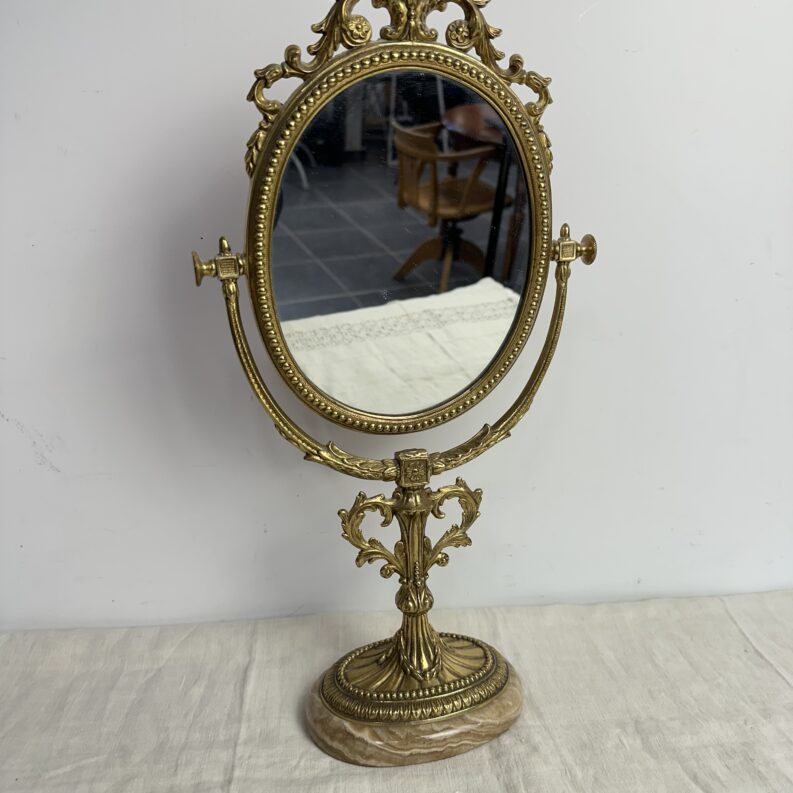 Ancien miroir psyché doré sur pied