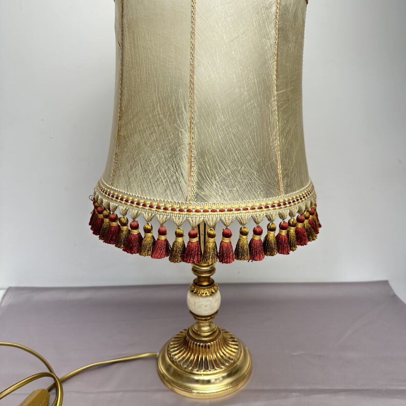 Lampe à poser vintage avec abat-jour à franges