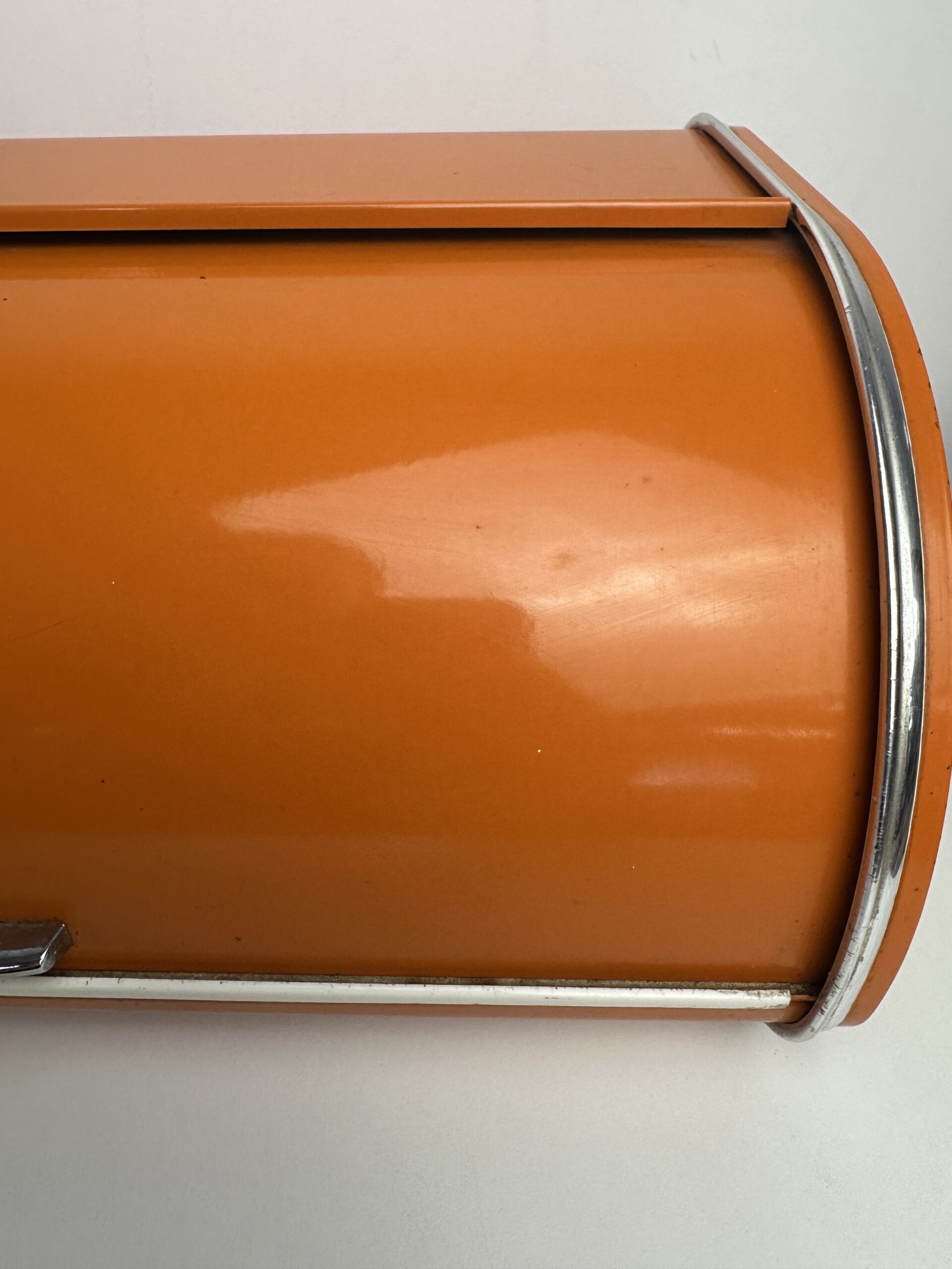 Boîte à pain orange vintage années 60-70 – Image 3