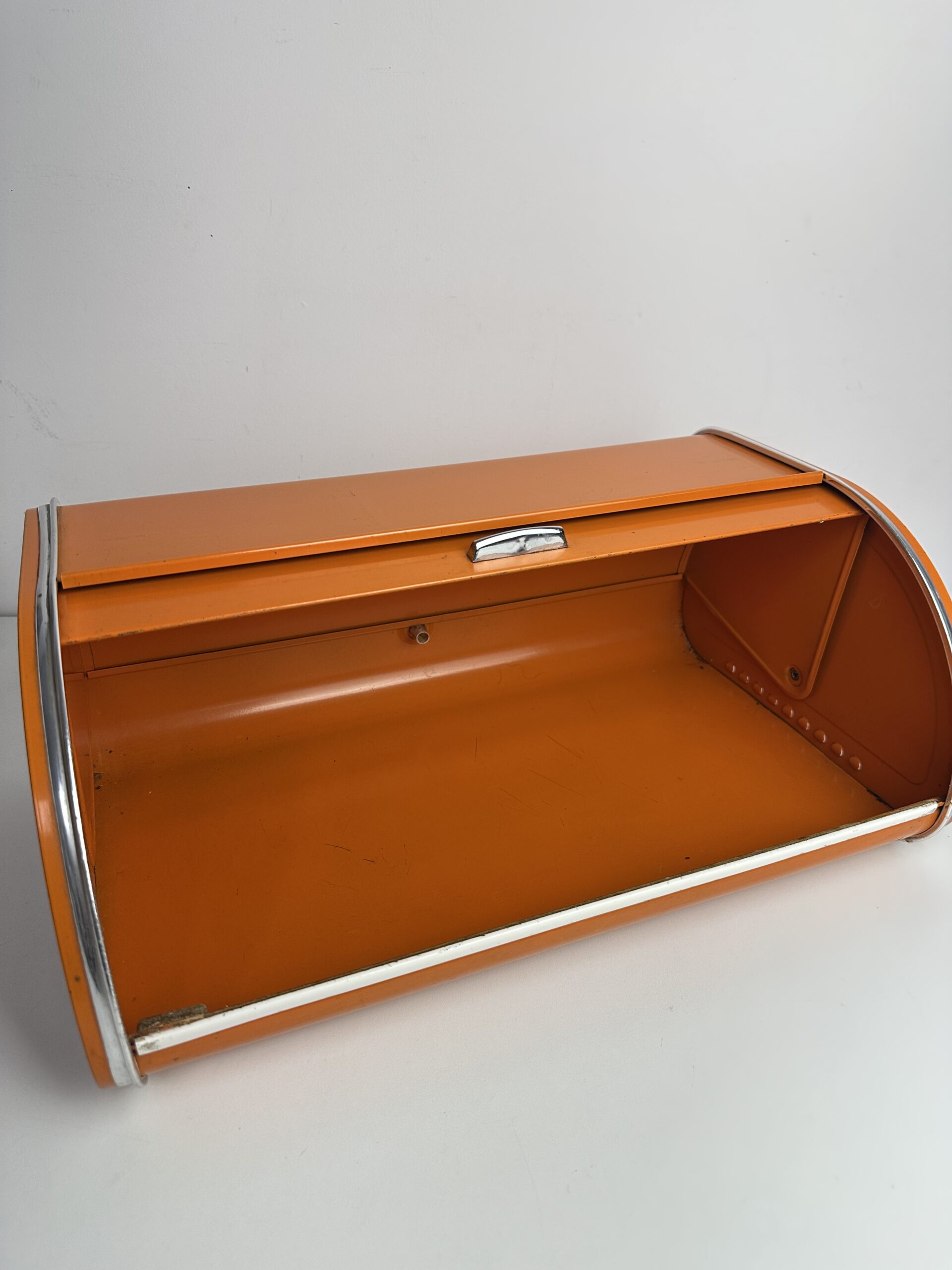 Boîte à pain orange vintage années 60-70 – Image 14