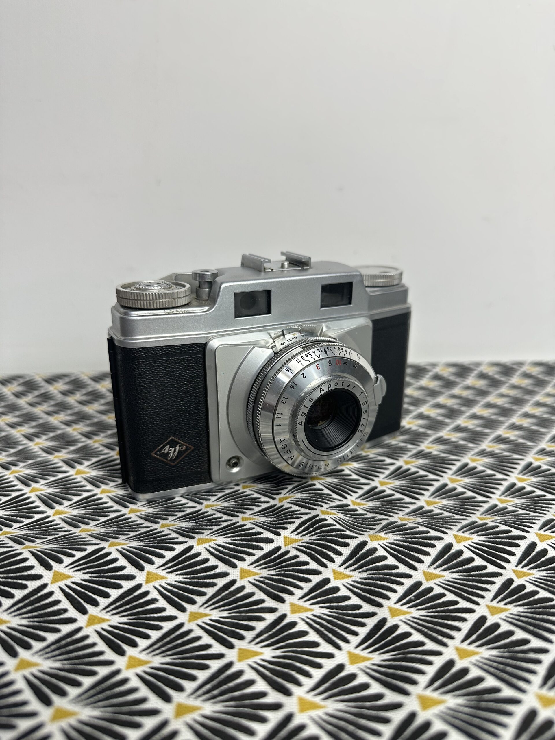 Ancien appareil photo Agfa Super Silette