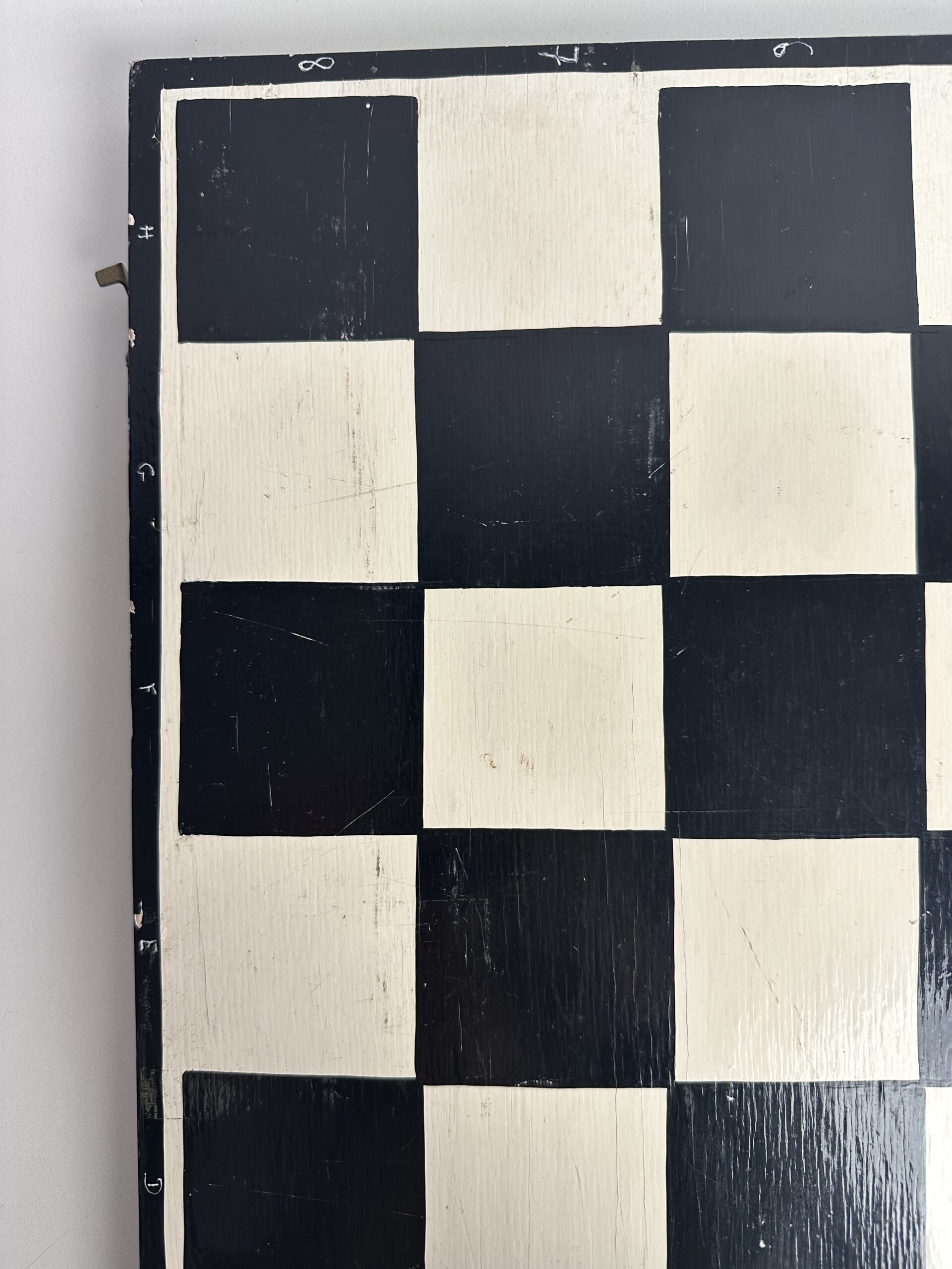 Jeu d’échecs ancien artisanal en bois – Image 6