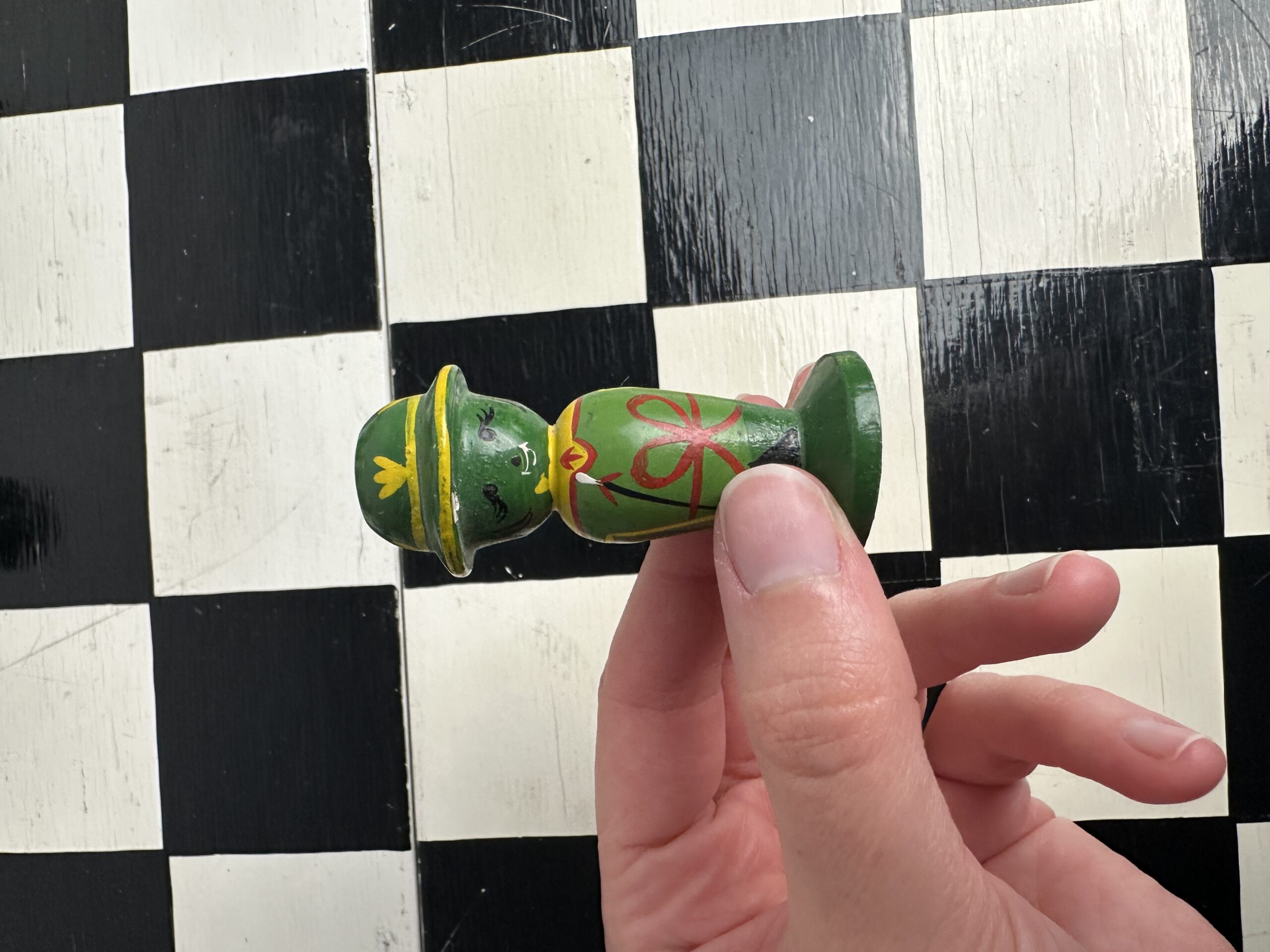 Jeu d’échecs ancien artisanal en bois – Image 12