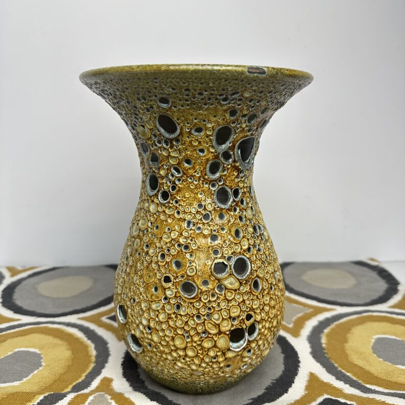 Vase style Vallauris émail miel