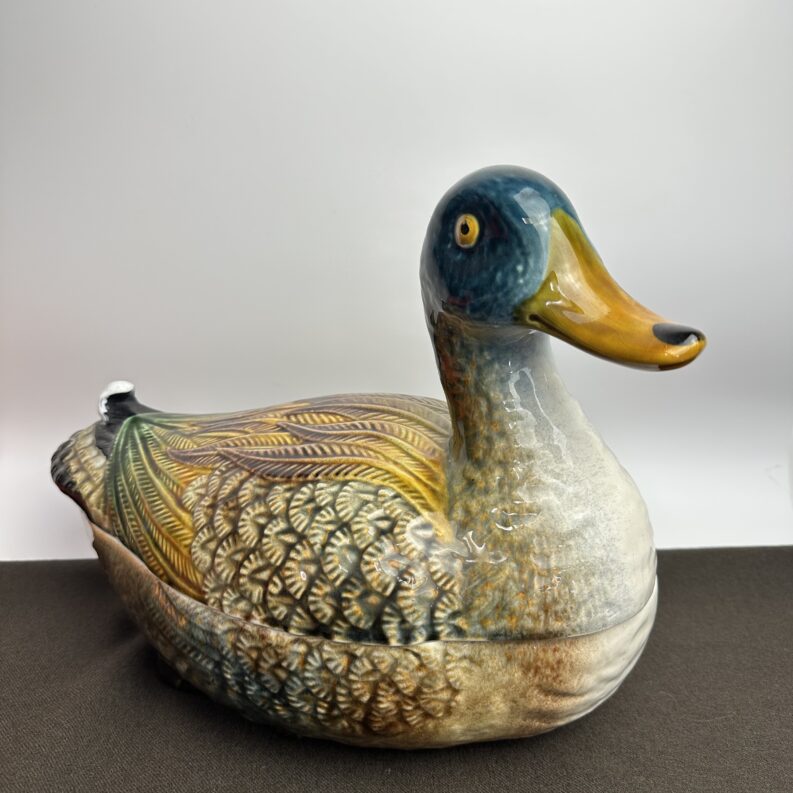 Ancienne terrine canard barbotine