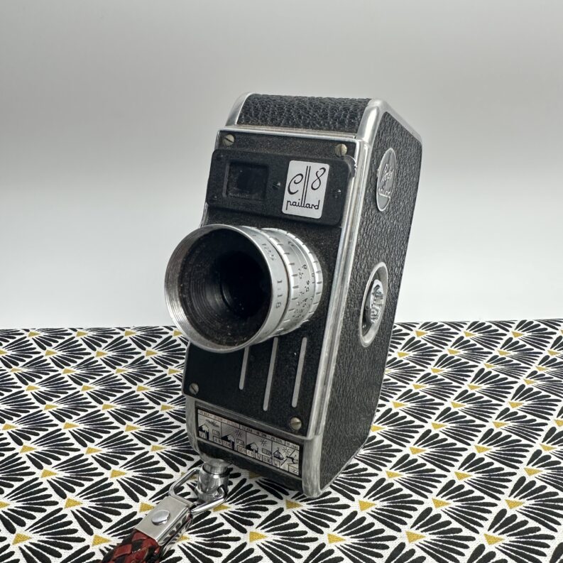 Ancienne caméra Paillard Bolex C8