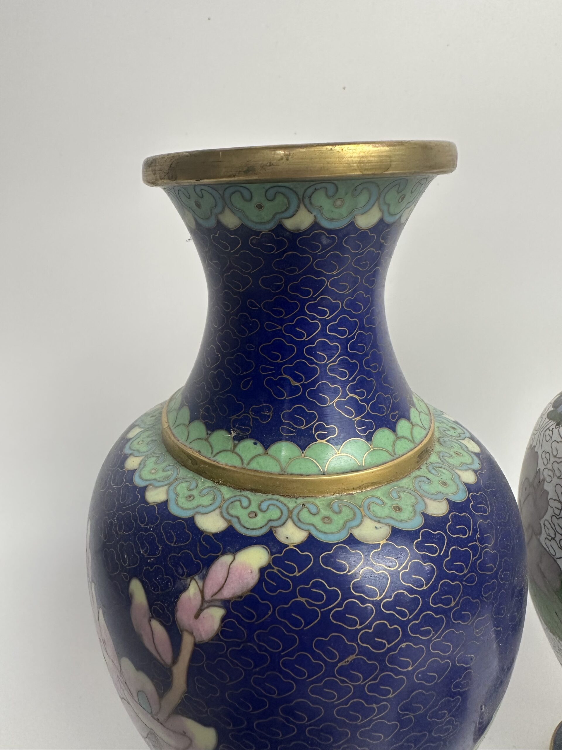Duo de vases cloisonnés chinois – Image 8
