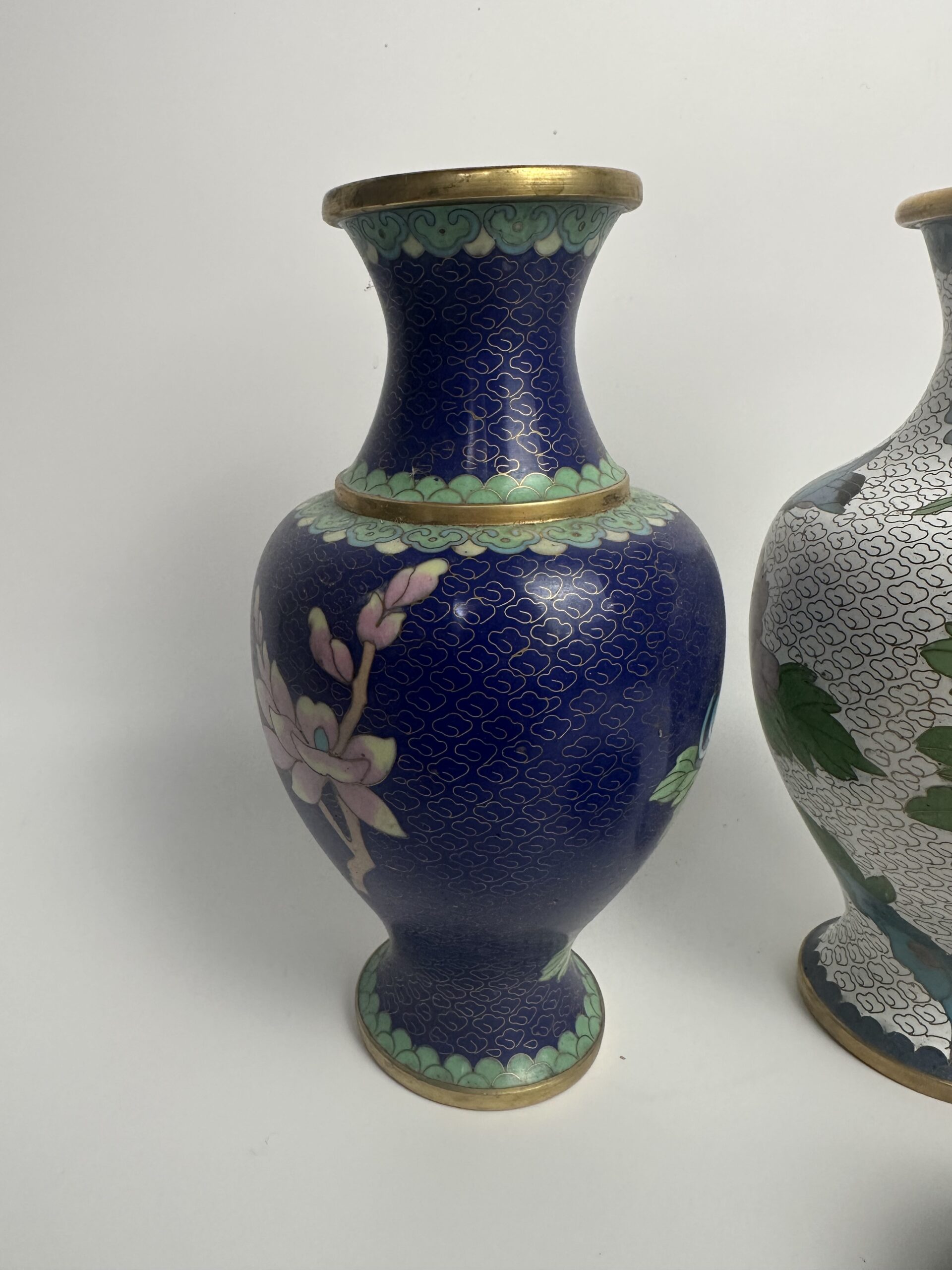 Duo de vases cloisonnés chinois – Image 9