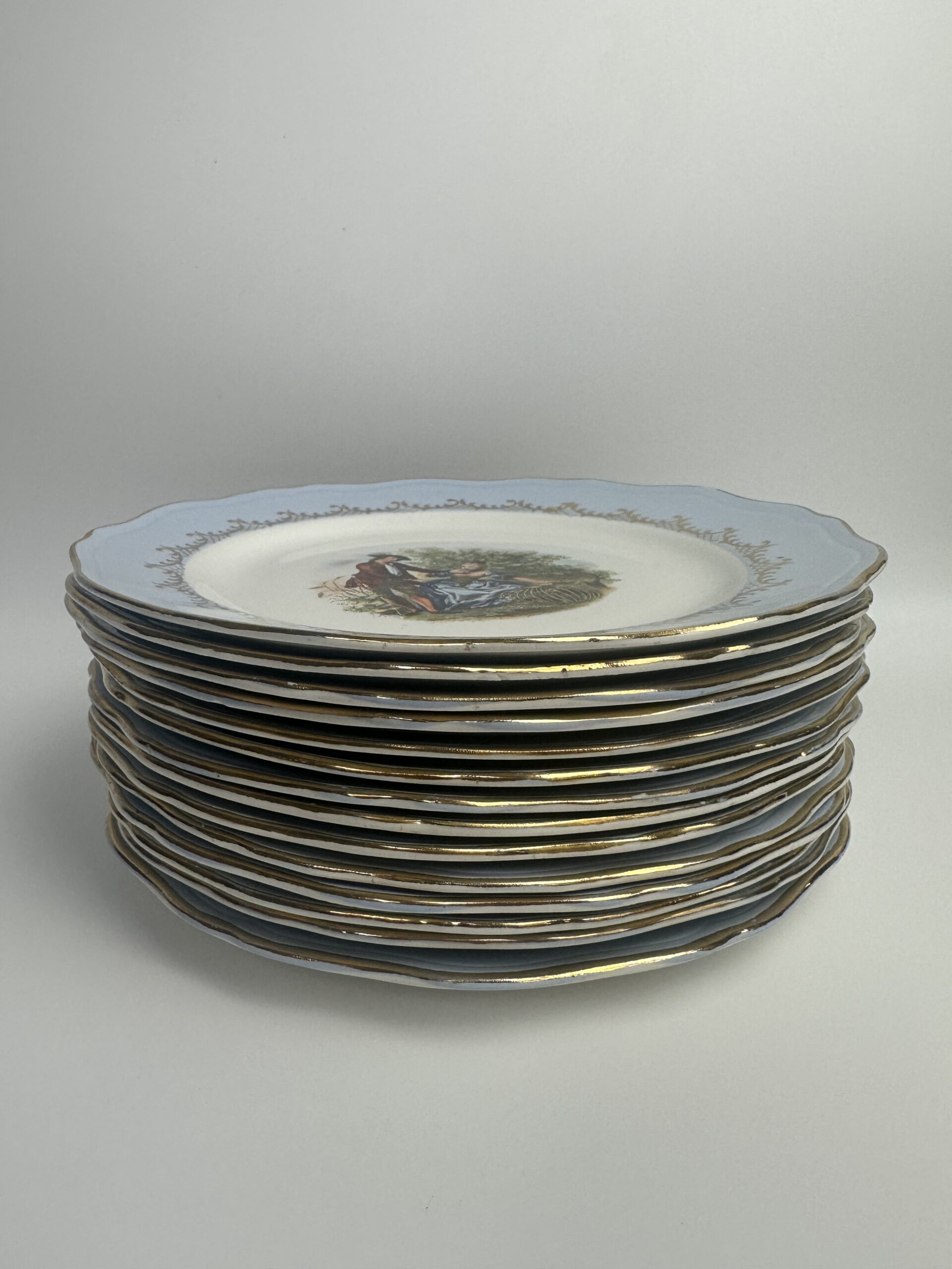 14 assiettes anciennes l'Amandinoise romantique – Image 2