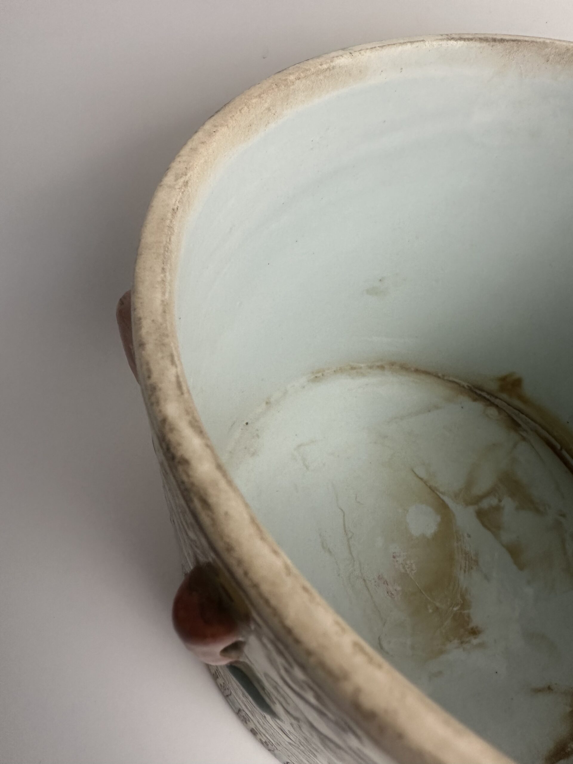 Pot chinois ancien à couvercle polychrome – Image 14