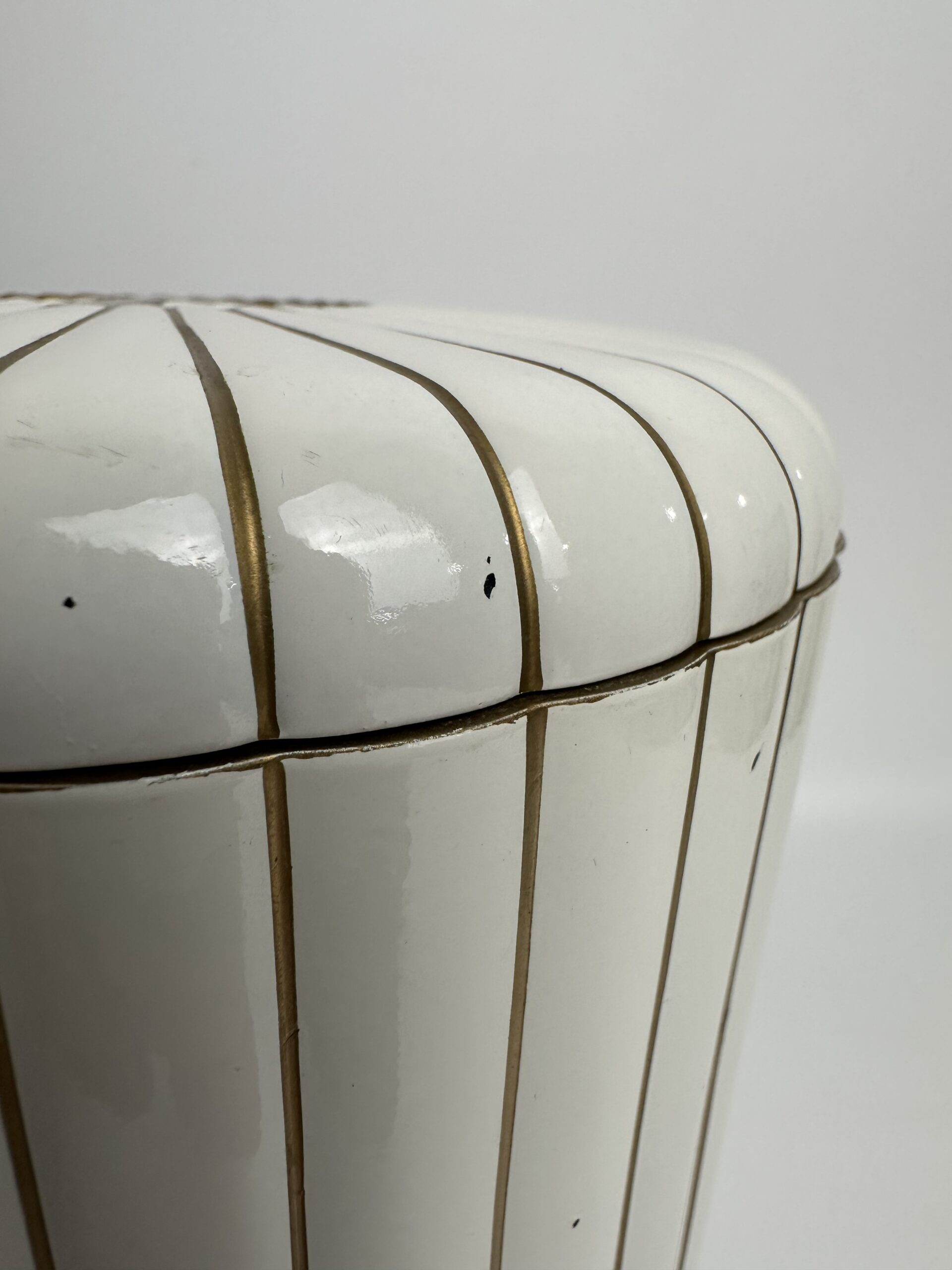 Seau à glaçons vintage blanc et doré – Image 8