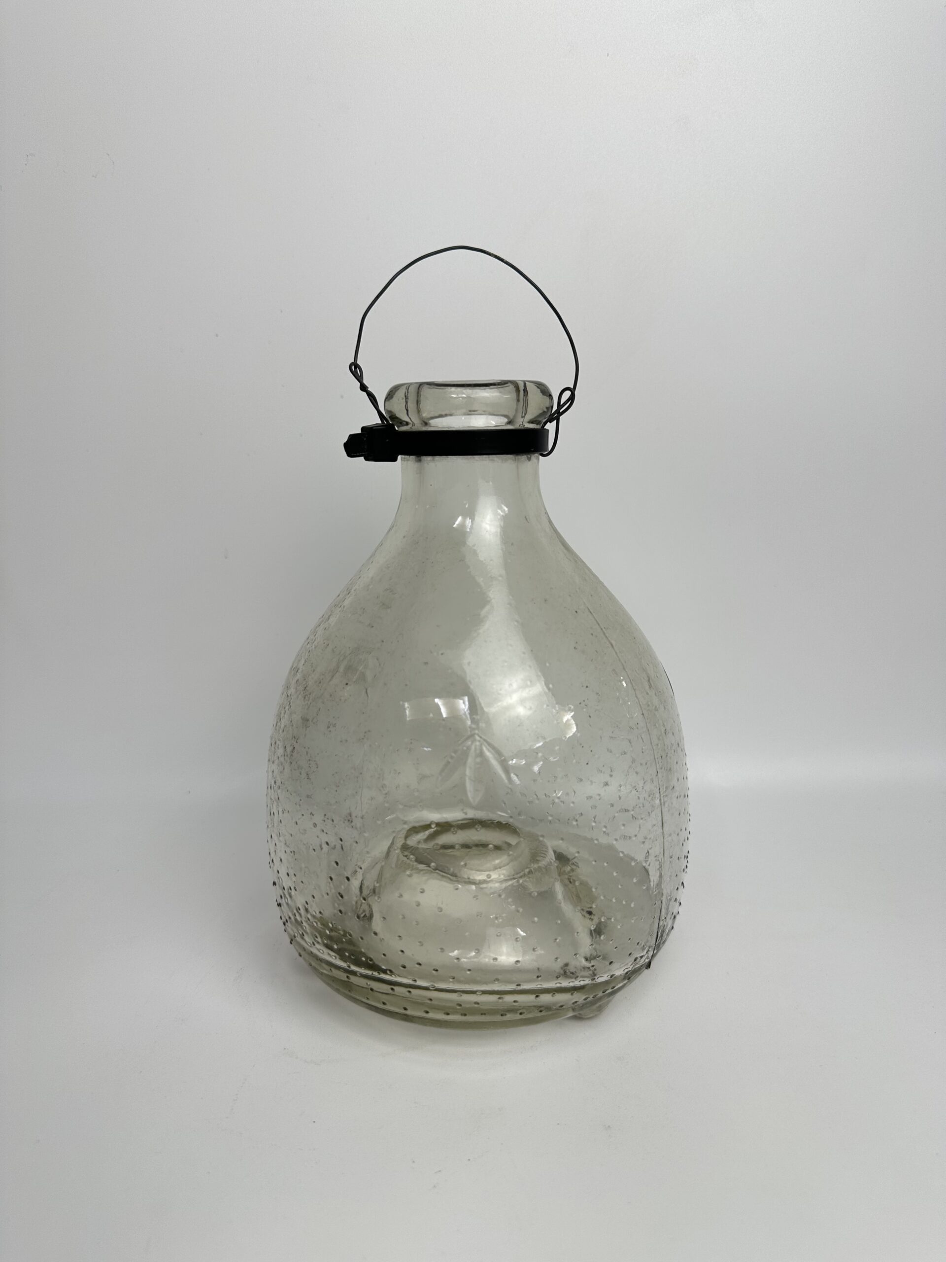 Piège à guêpes vintage en verre moulé – Image 2