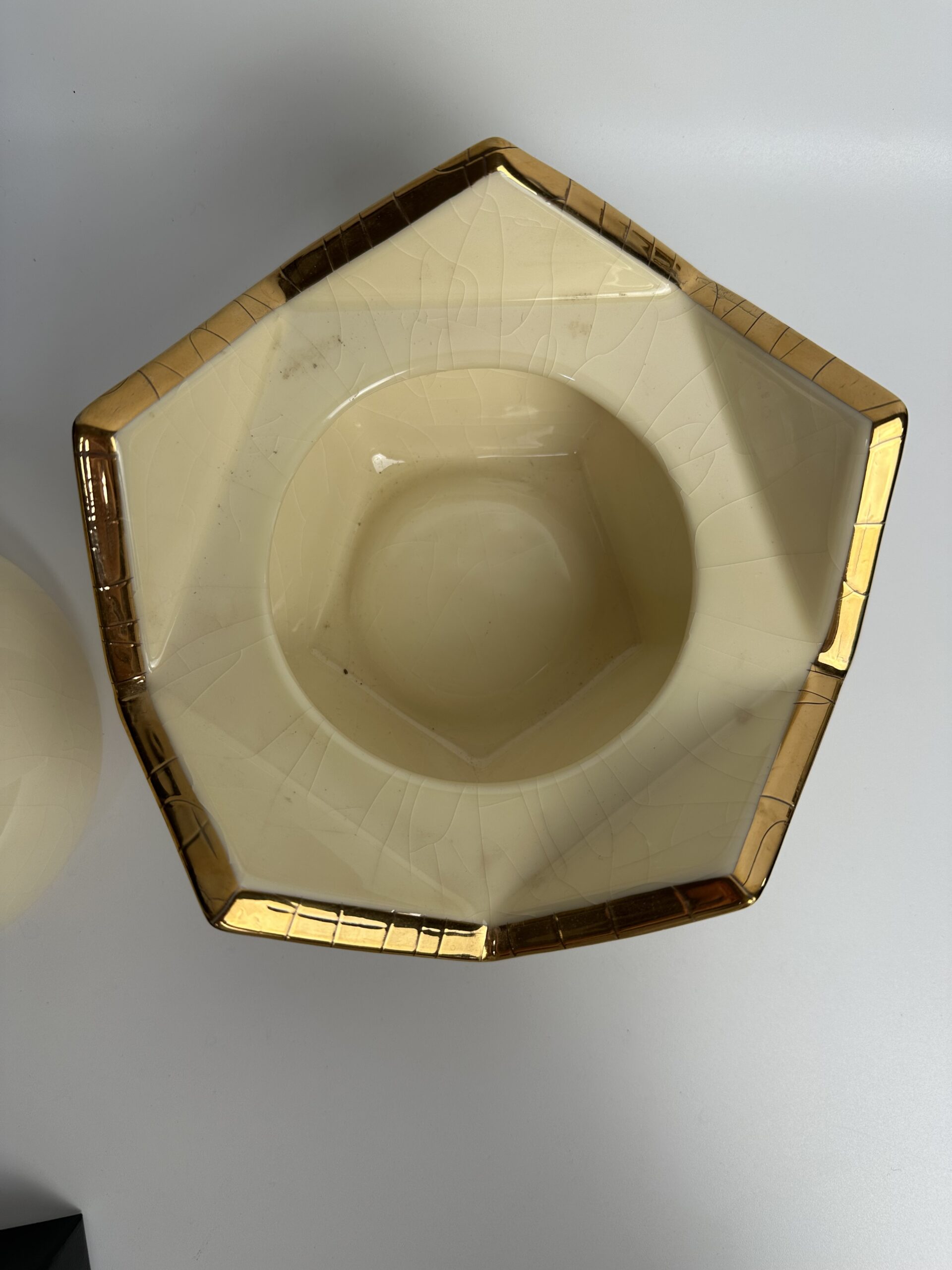 Boîte en faïence Culbuto Manufacture des Émaux de Longwy – Image 7