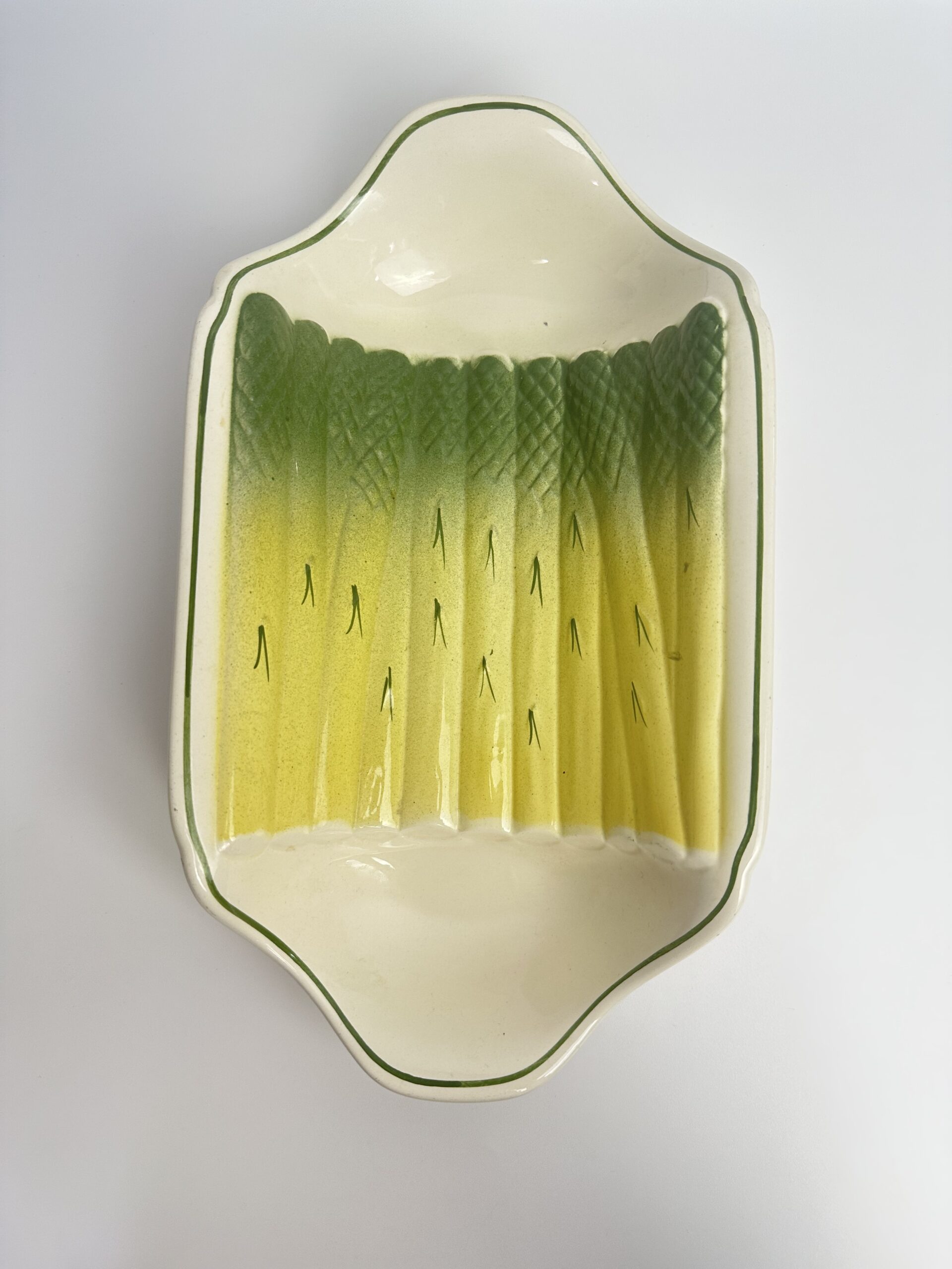 Plat à asperges Salins-les-Bains en barbotine – Image 6