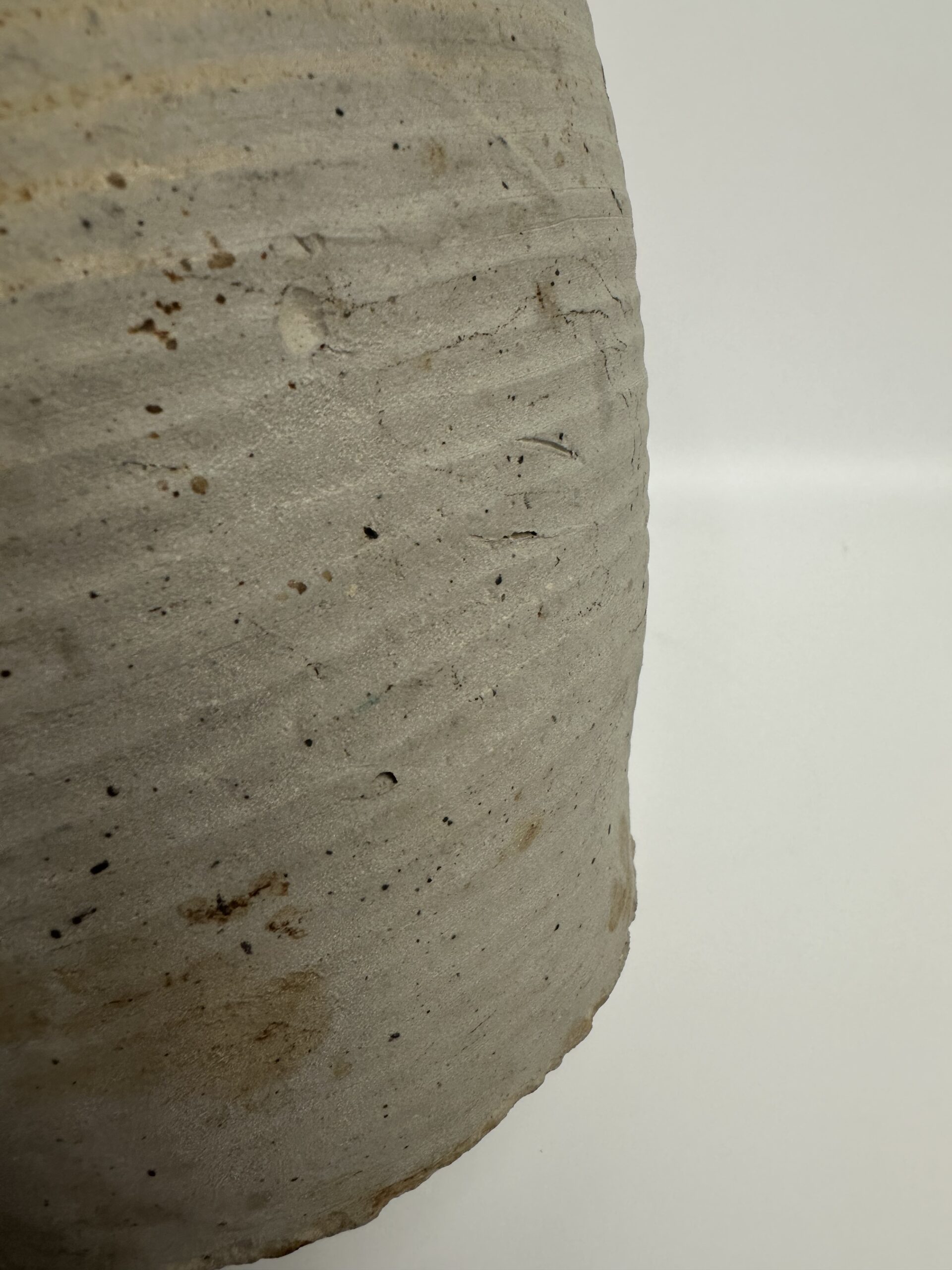 Pot ancien en grès – Image 8