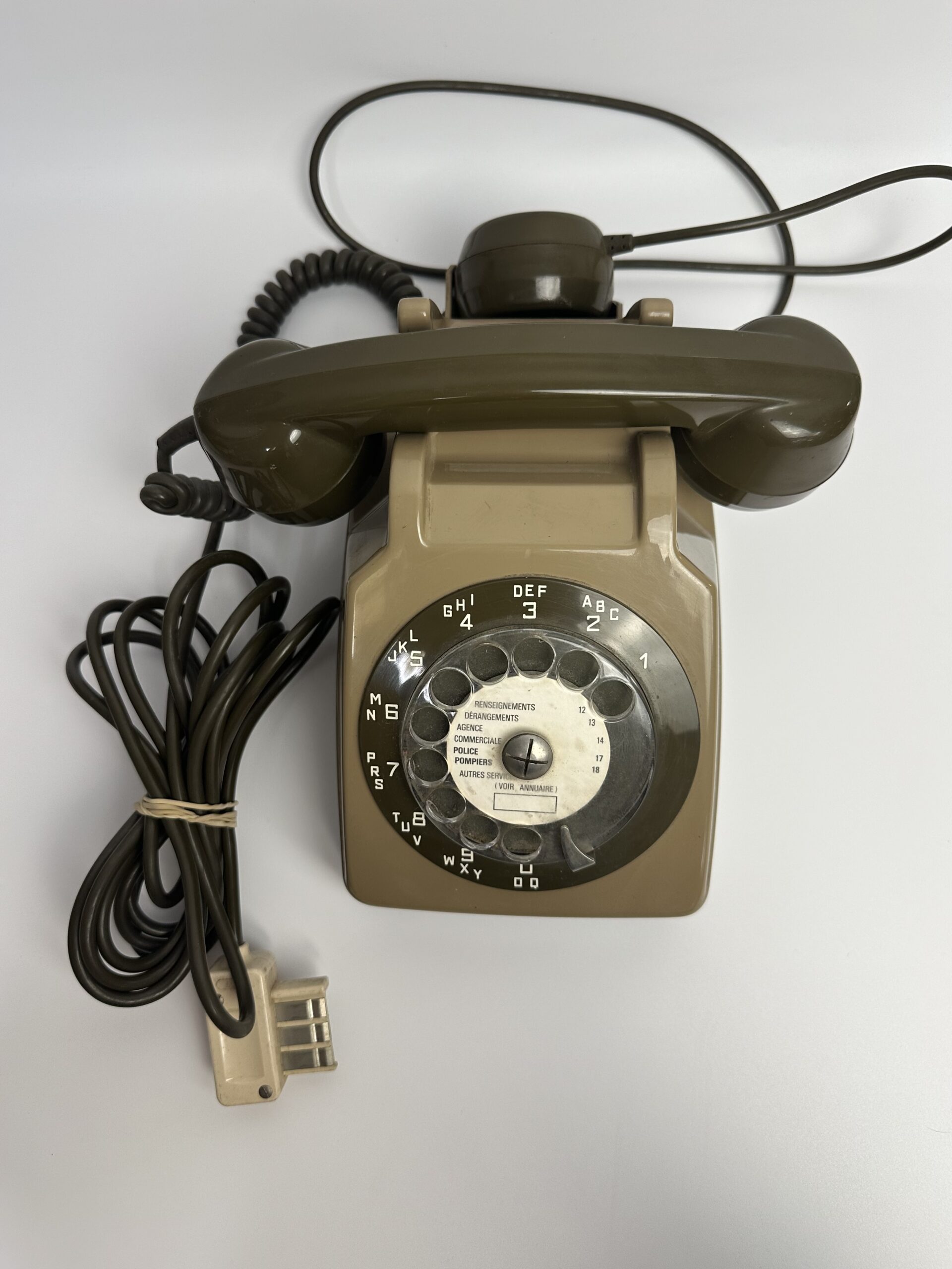 Ancien téléphone à cadran Socotel S63 – Image 5