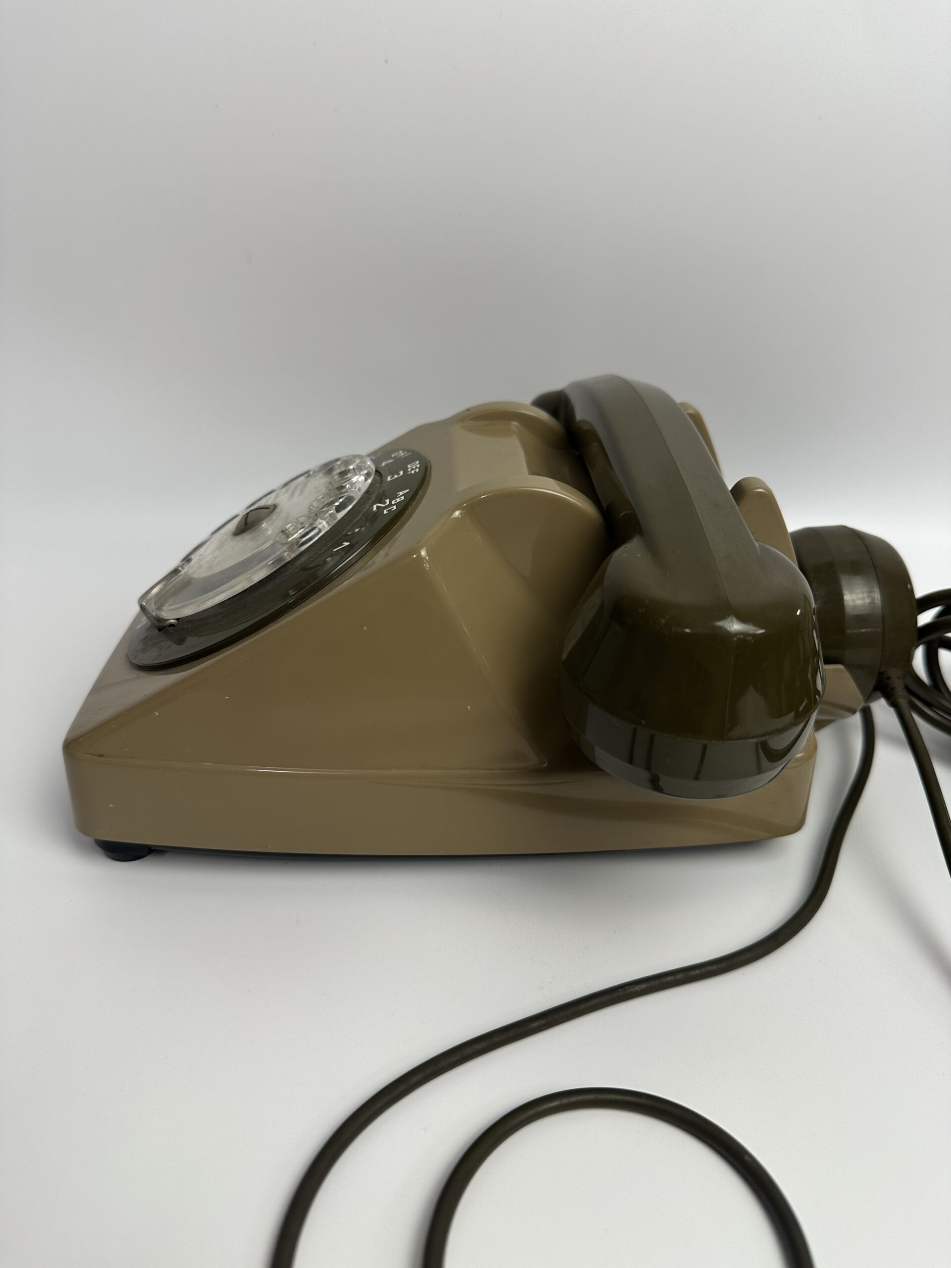 Ancien téléphone à cadran Socotel S63 – Image 13
