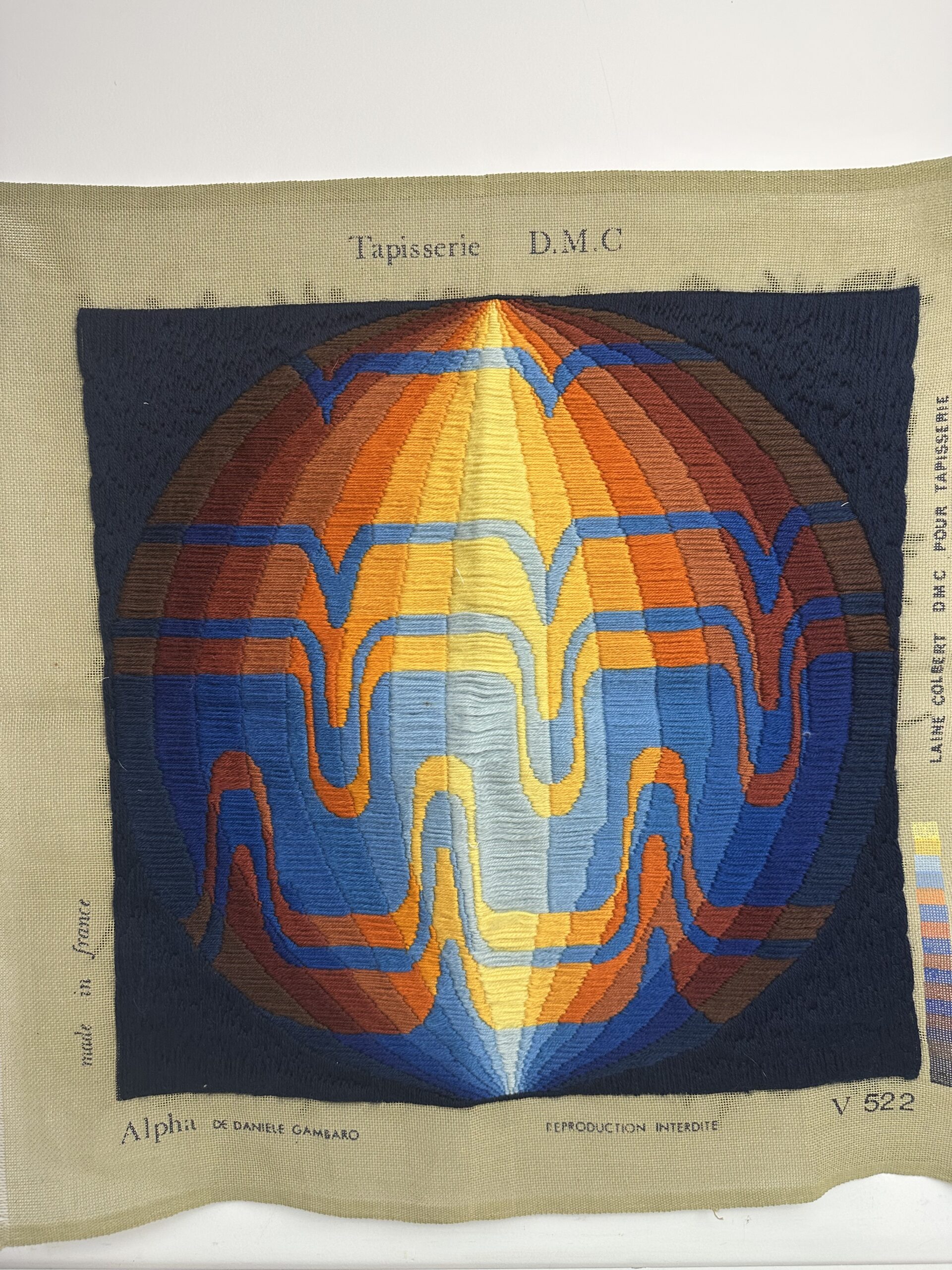 Tapisserie DMC Alpha par Danièle Gambaro 1979 – Image 2