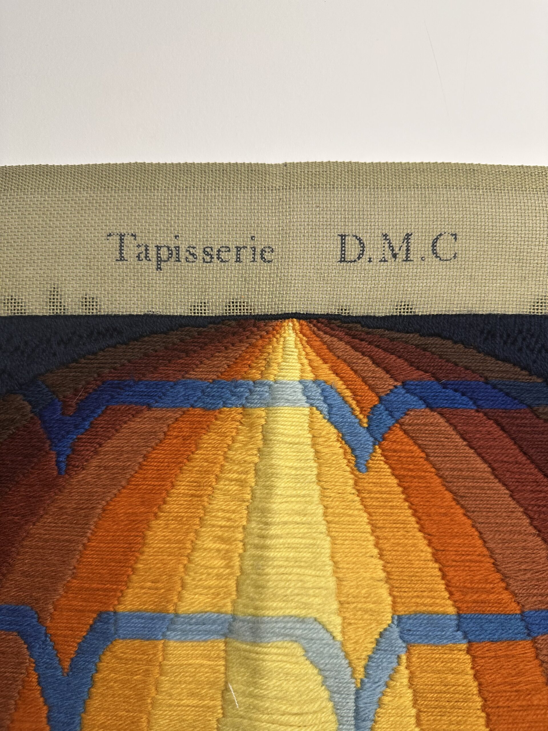 Tapisserie DMC Alpha par Danièle Gambaro 1979 – Image 7