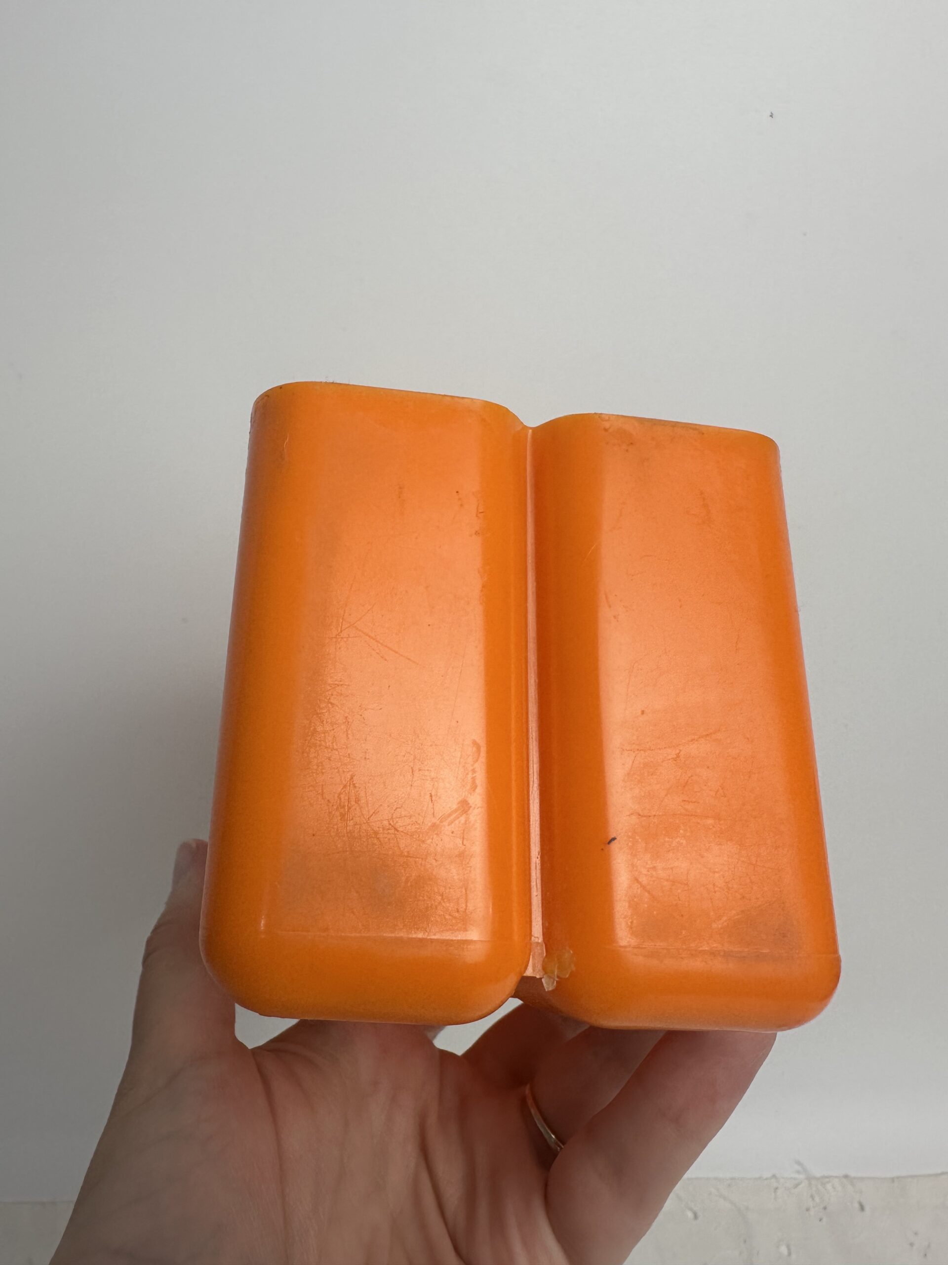 Organisateur de bureau vintage orange en plastique années 70 – Image 11